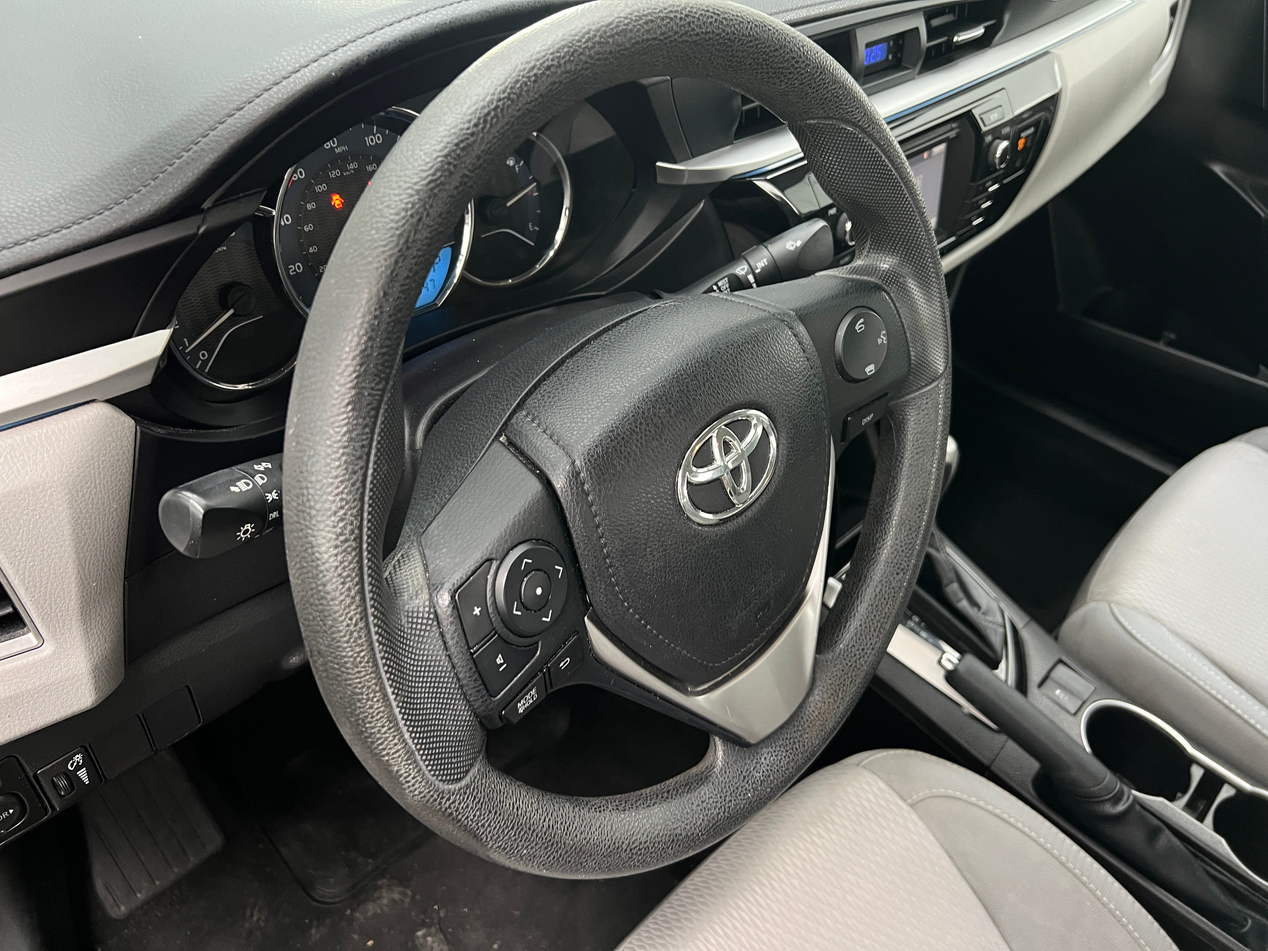 2014 Toyota Corolla LE 5