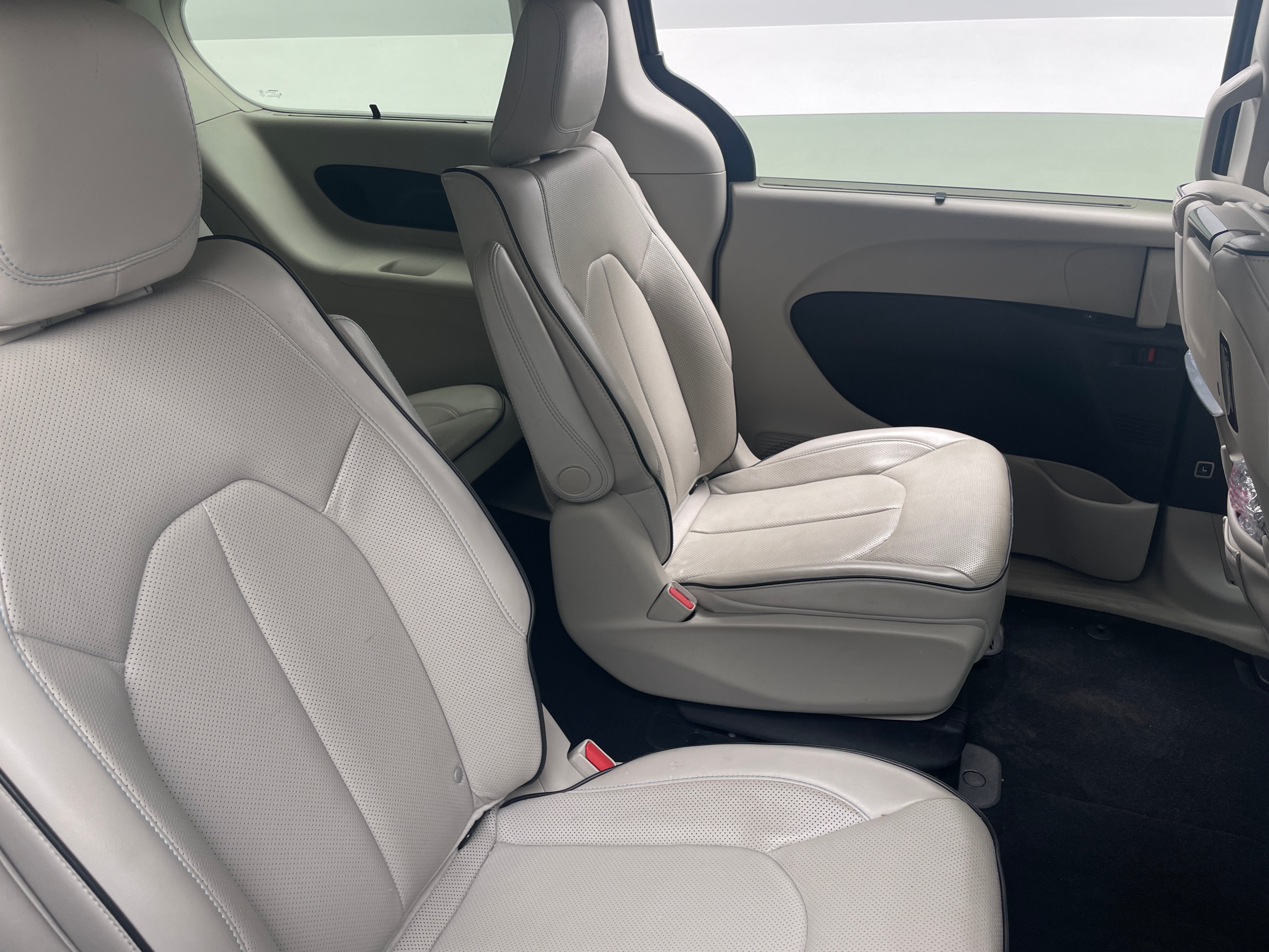 2020 Chrysler Pacifica Hybrid Limited 5