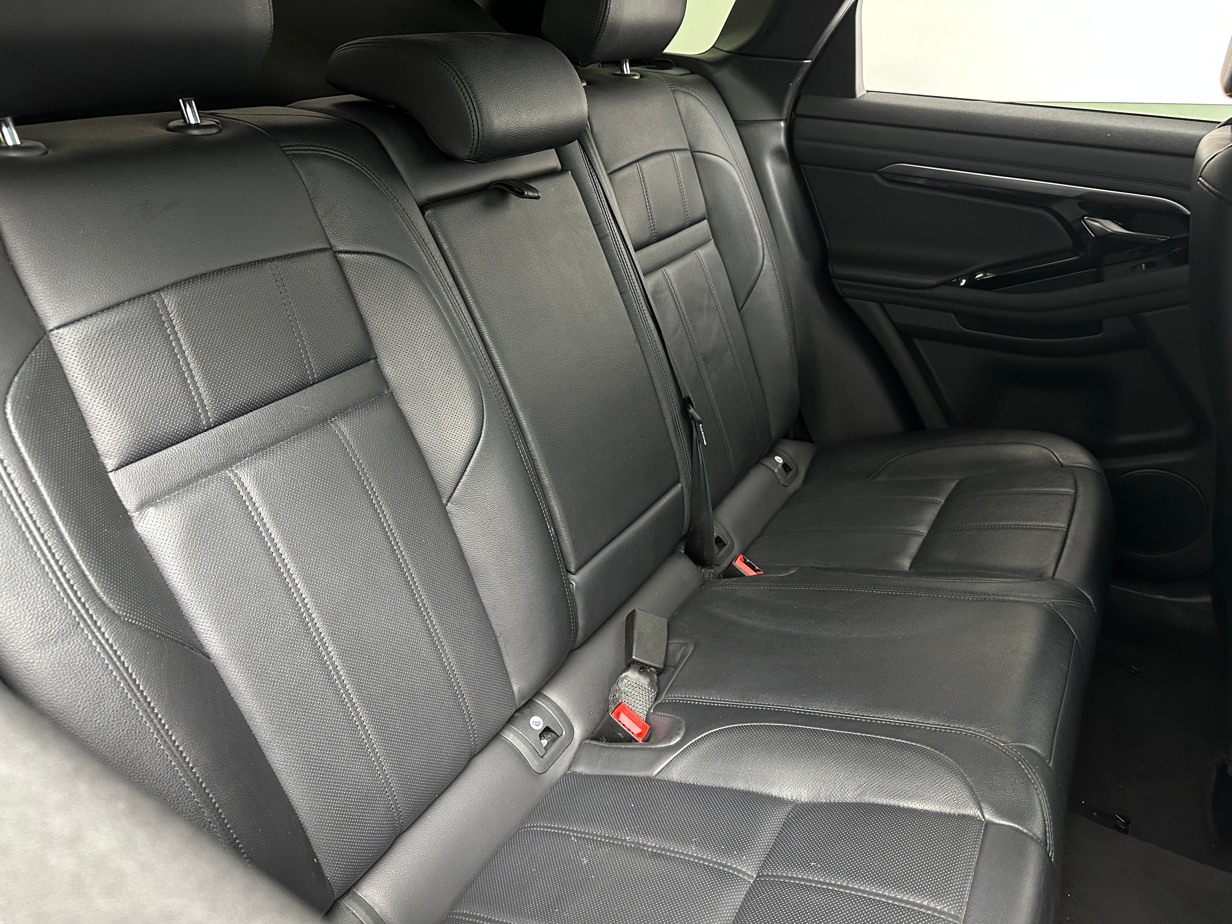 2023 Land Rover Range Rover Evoque SE 5