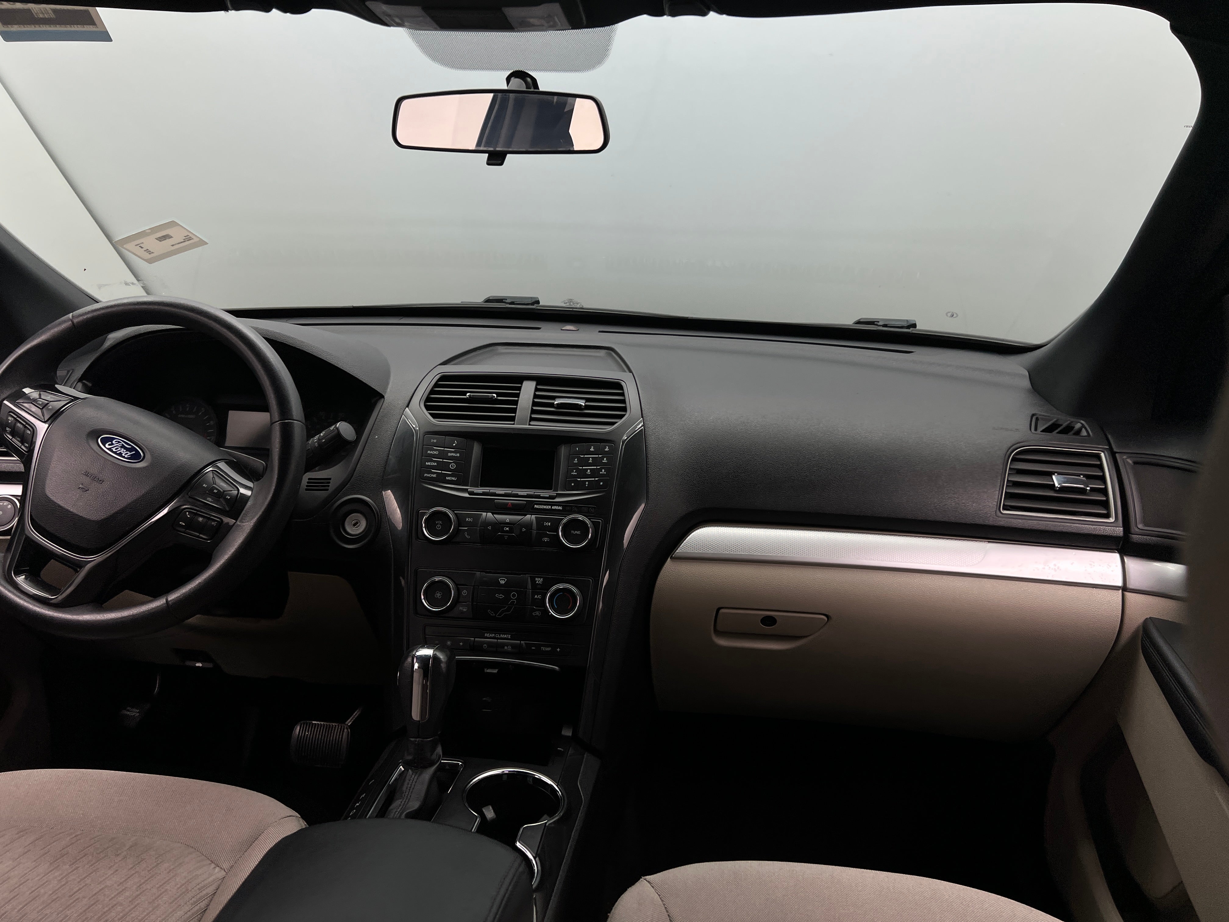 2019 Ford Explorer Base 3