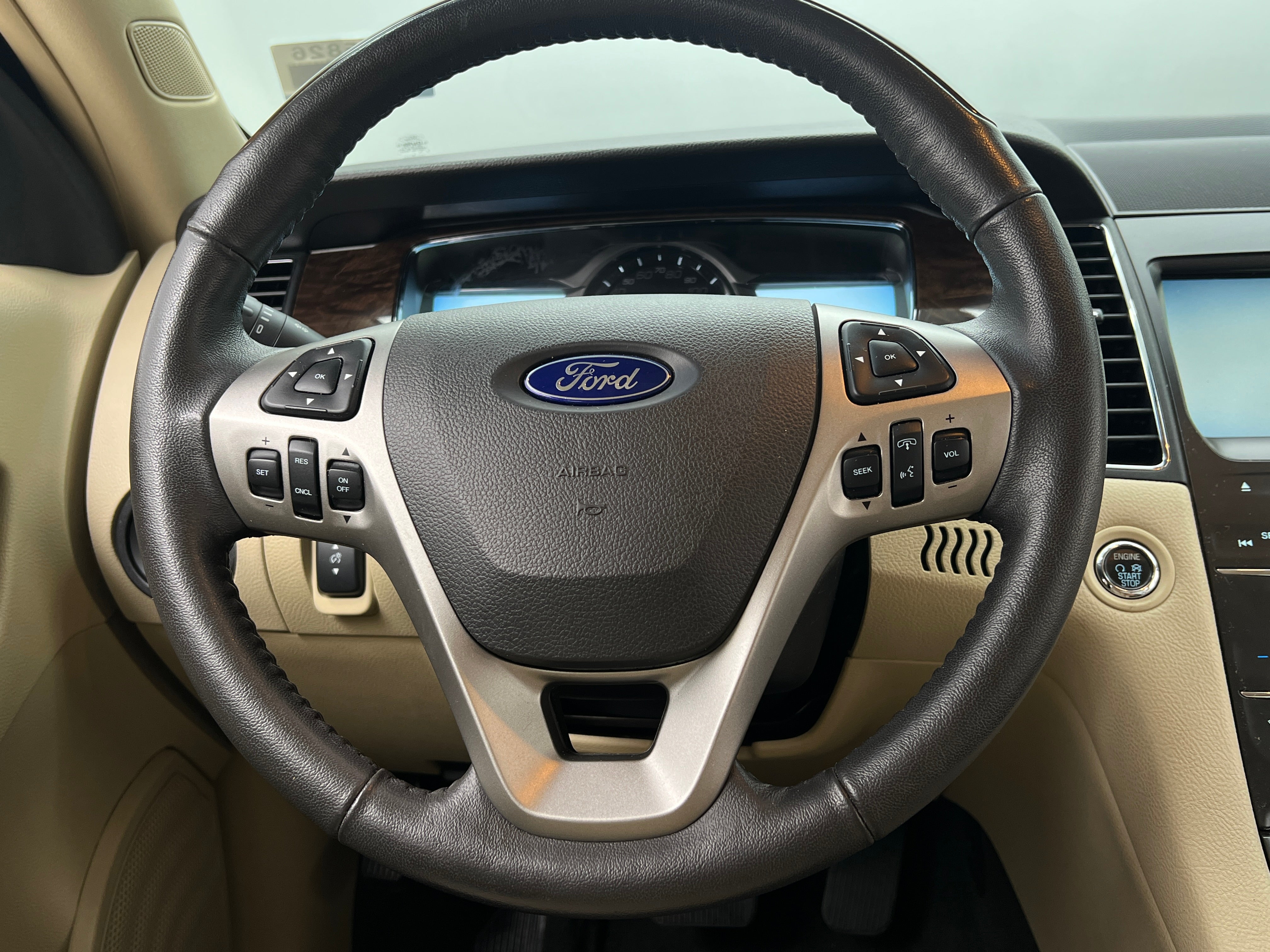 2014 Ford Taurus Limited Edition 4