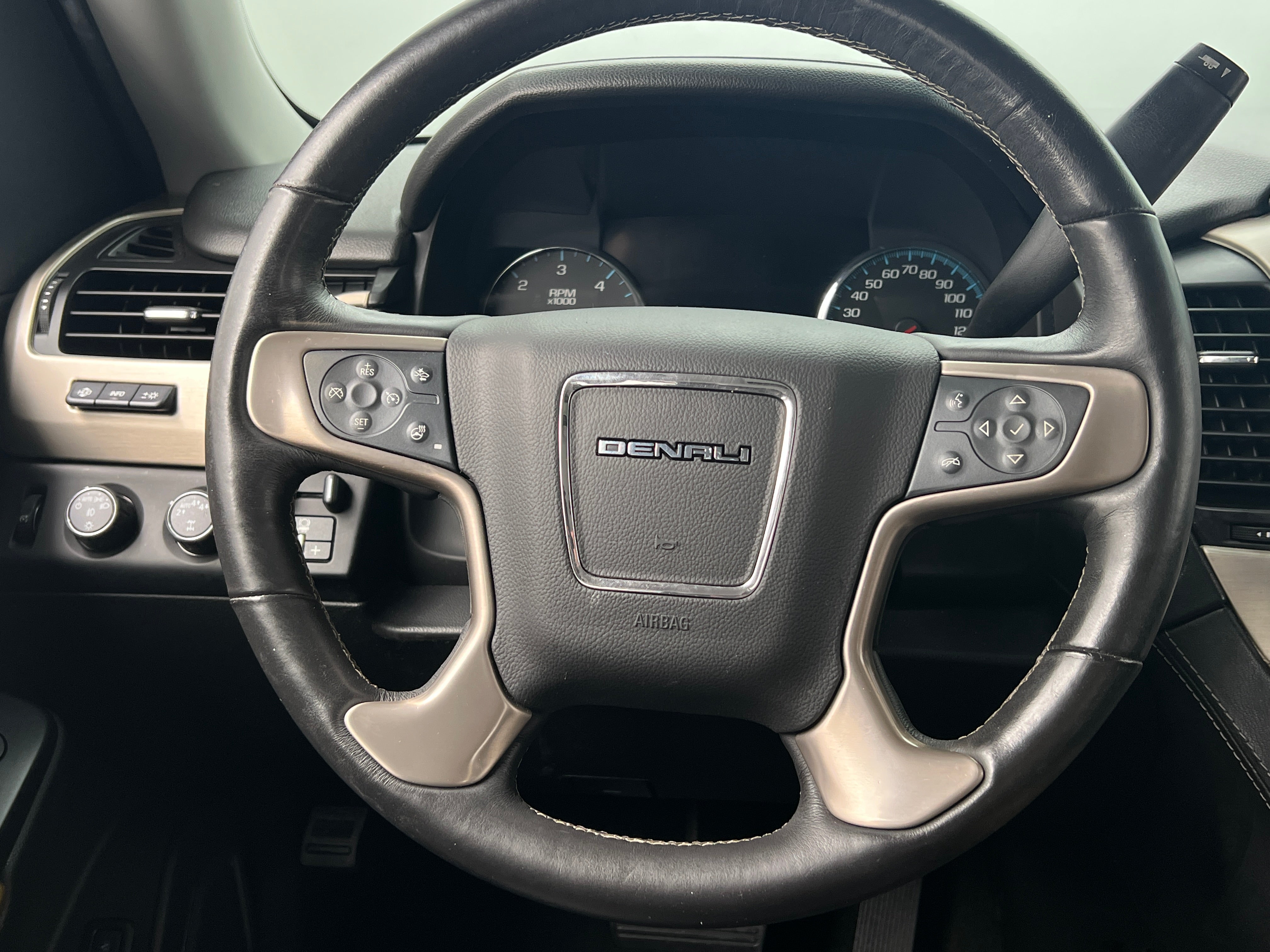 Thumbnail: 2017 GMC Yukon - 4