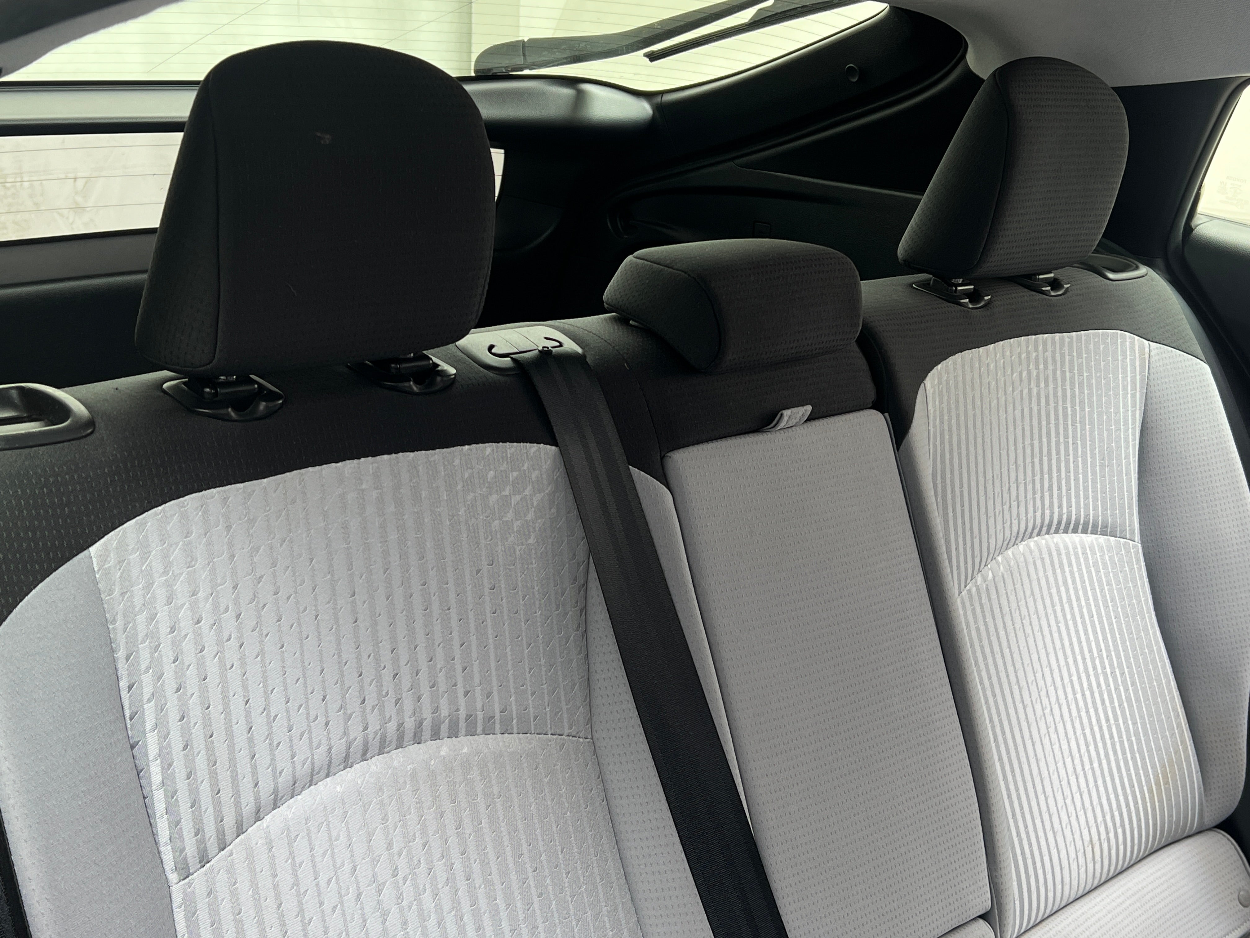 2017 Toyota Prius Two 6