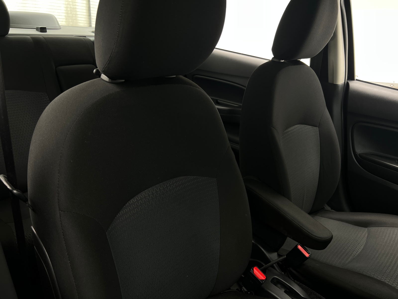 Thumbnail: 2024 Mitsubishi Mirage G4 - 2