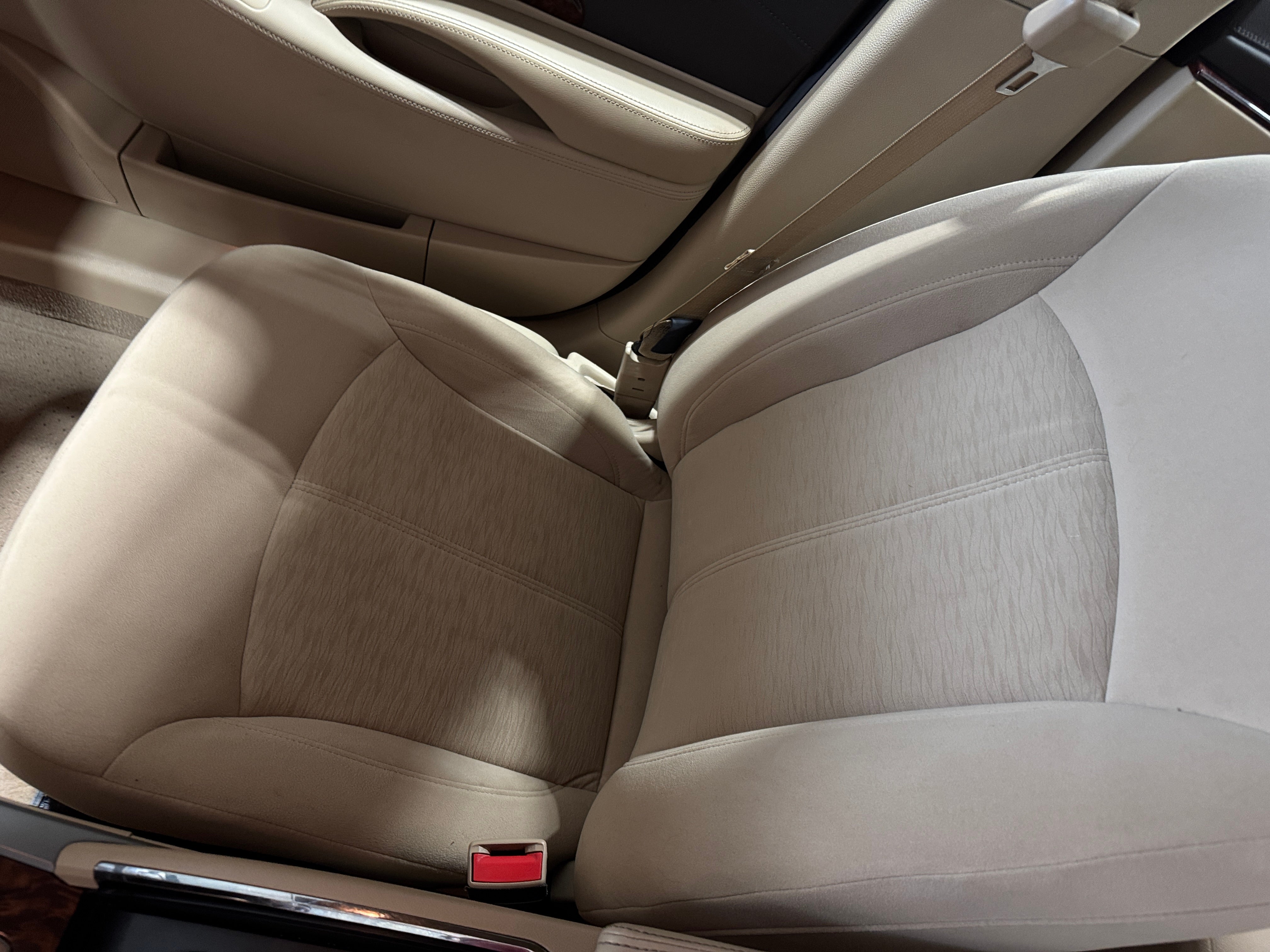2013 Buick LaCrosse Base 2