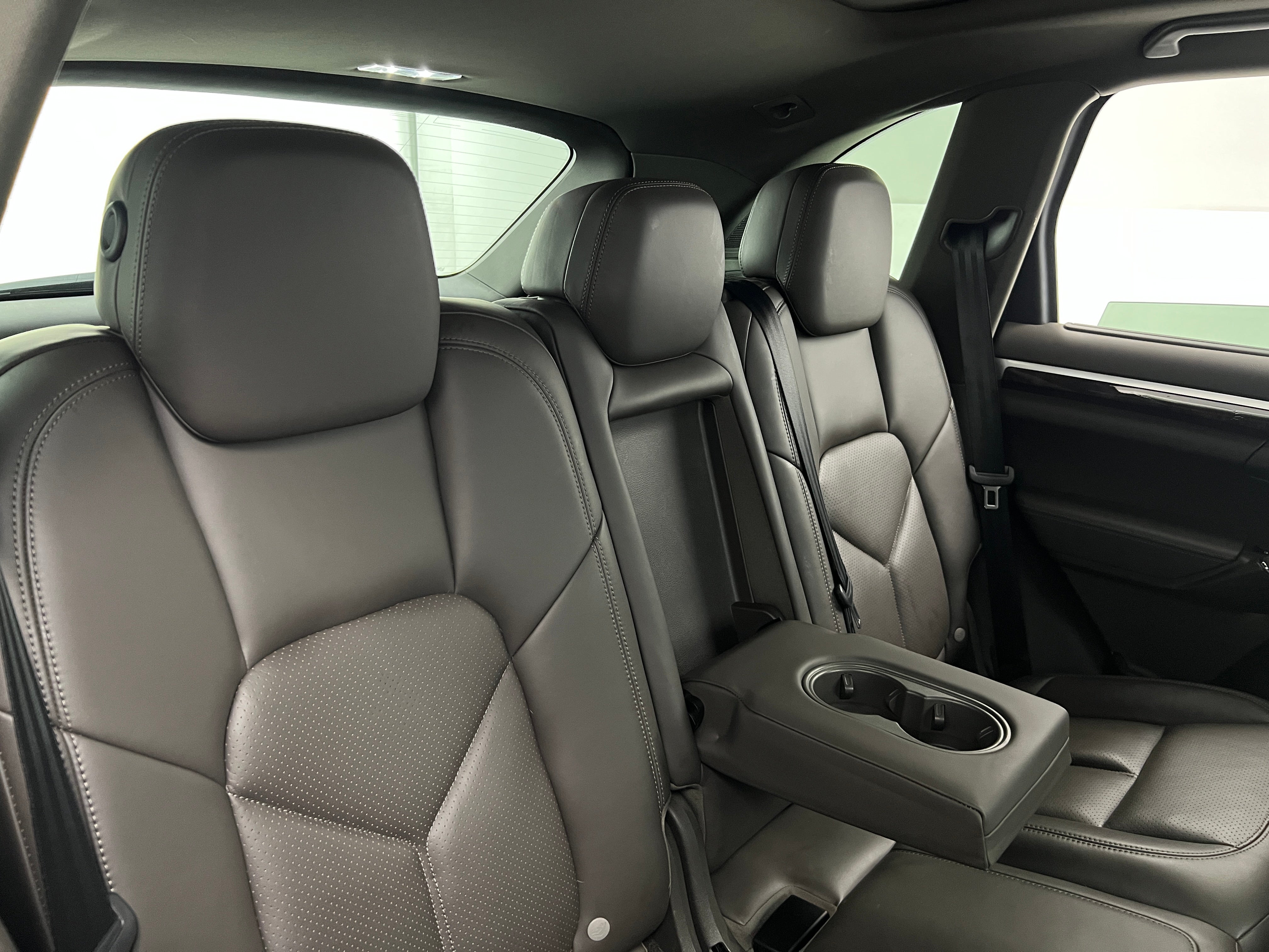 2016 Porsche Cayenne S 5