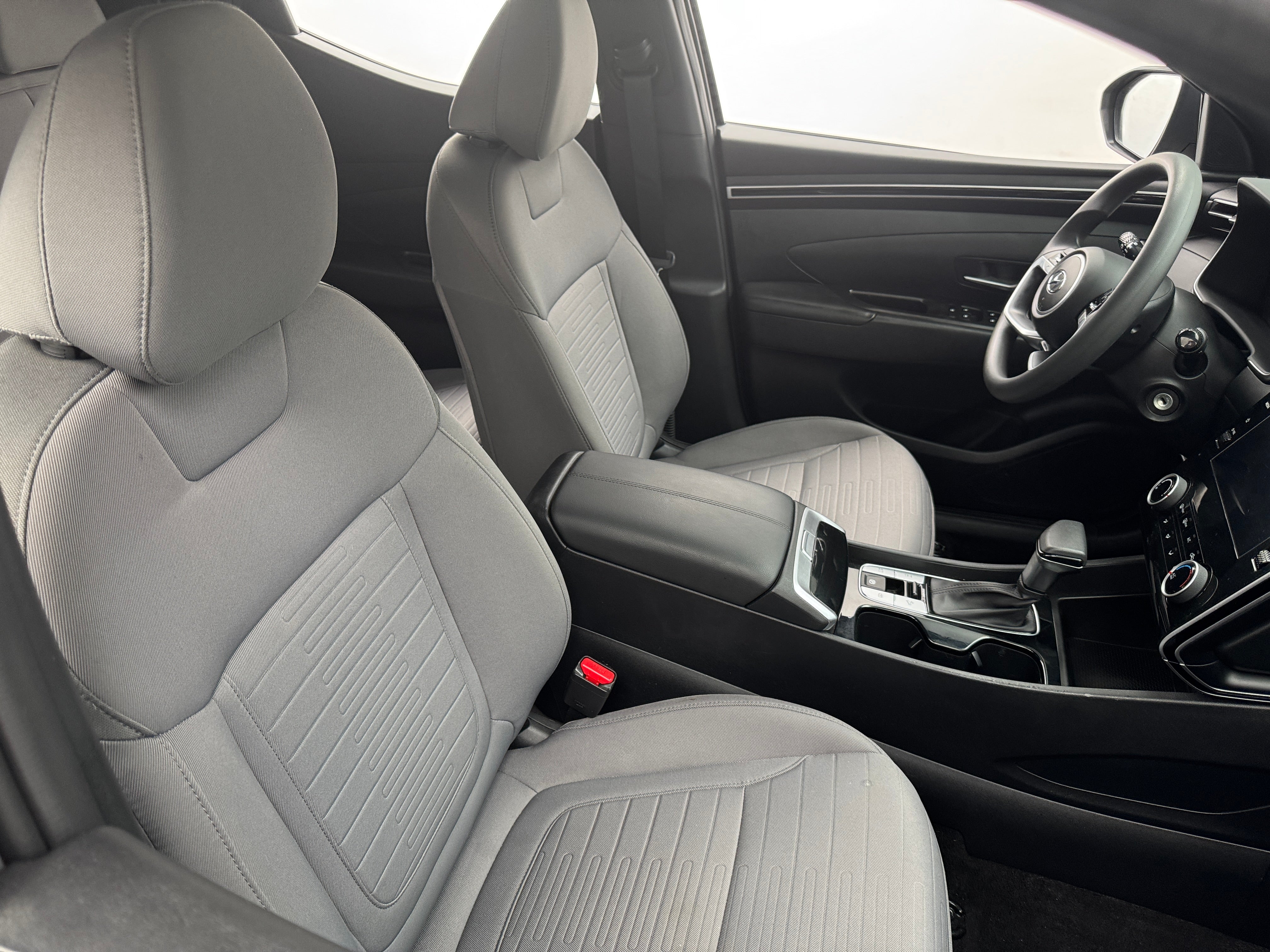 2022 Hyundai Santa Cruz SE 2