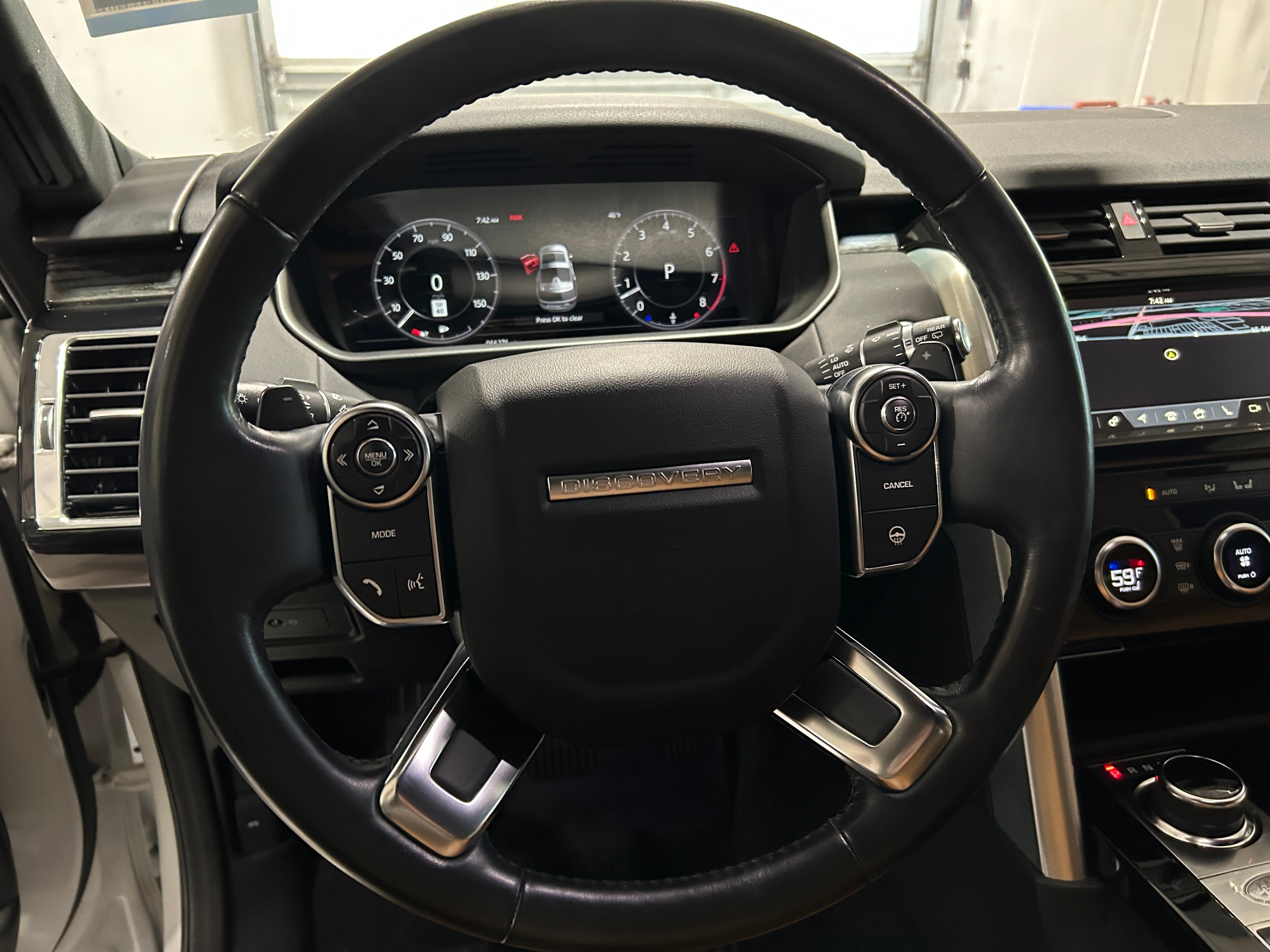 2018 Land Rover Discovery HSE 4