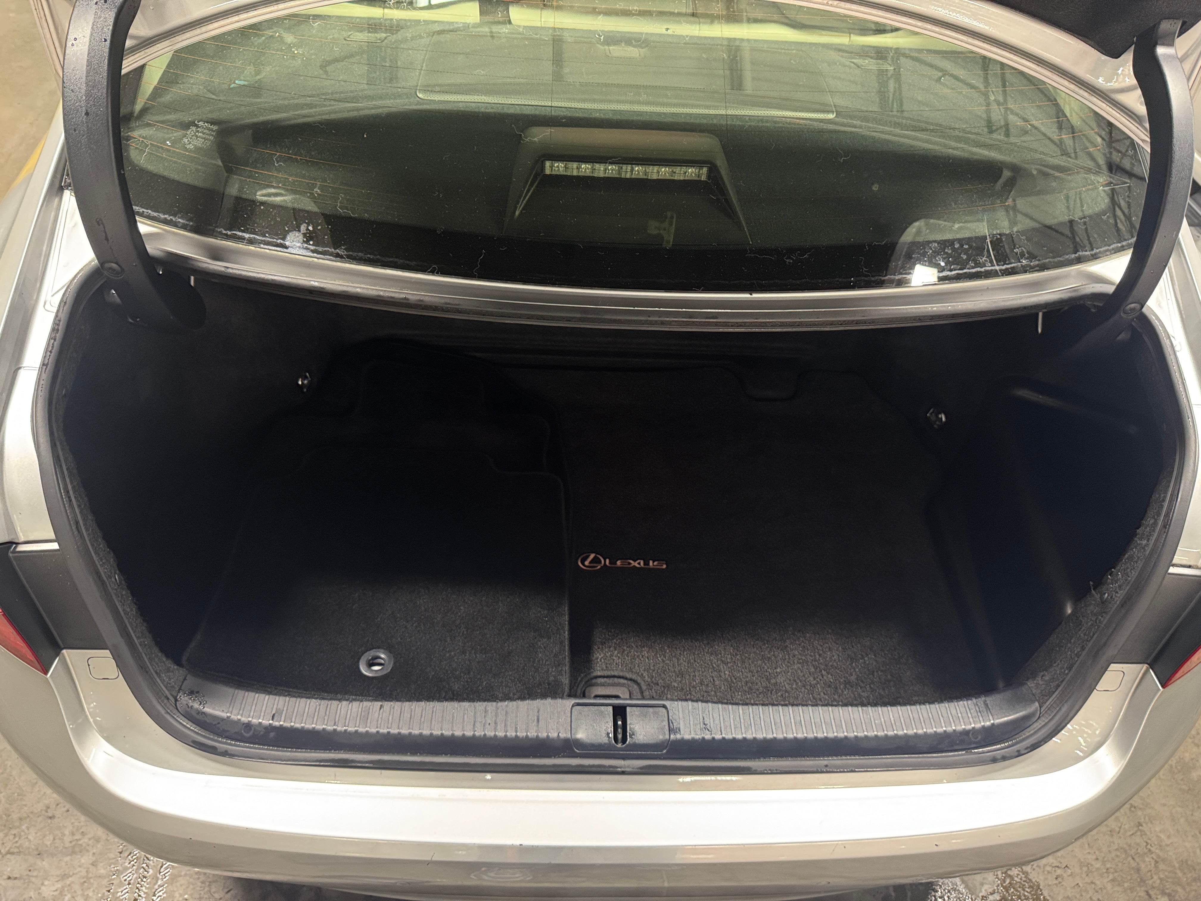 2013 Lexus ES Hybrid 300h 6