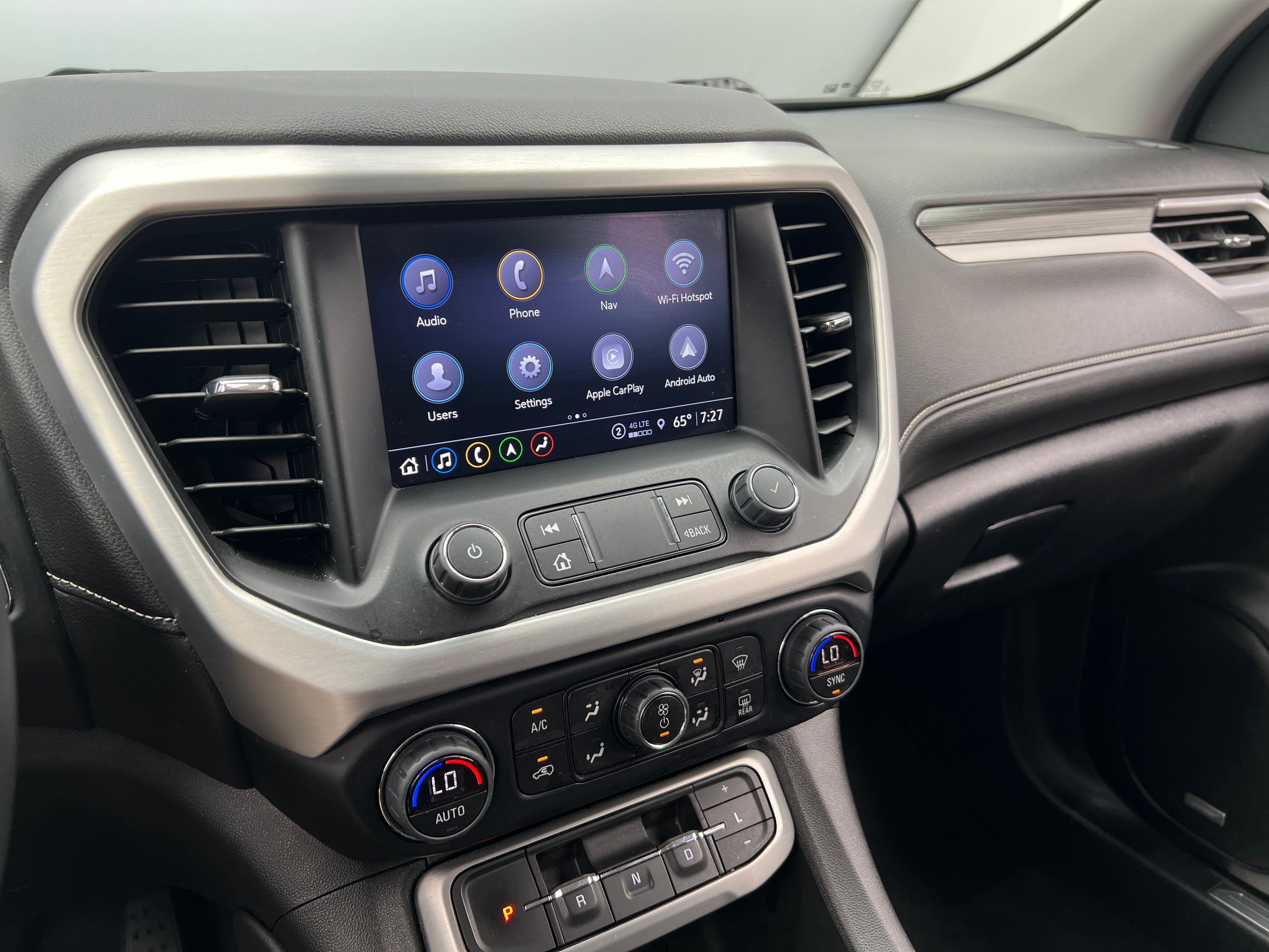 2023 GMC Acadia SLT 3