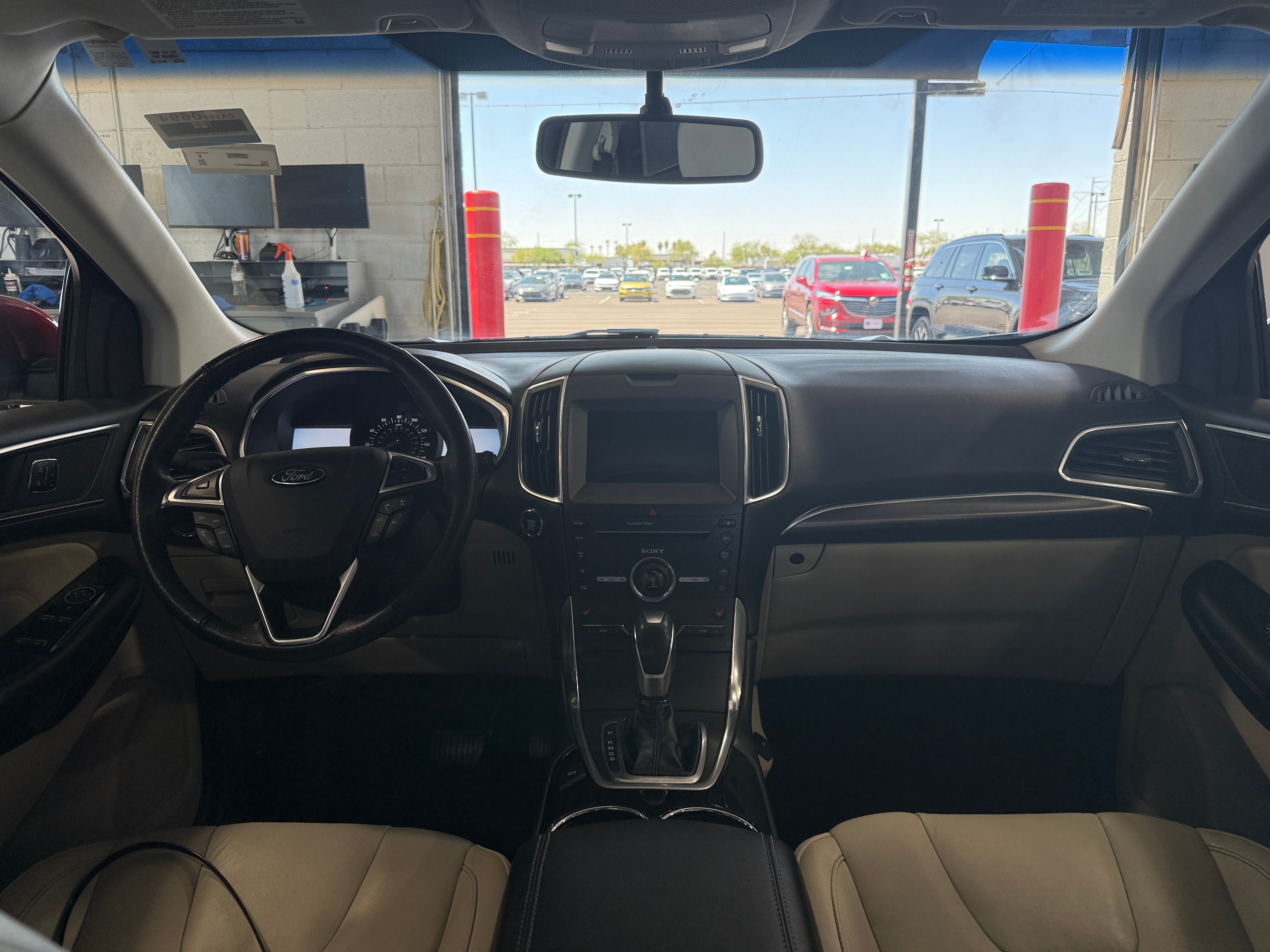2016 Ford Edge Titanium 2