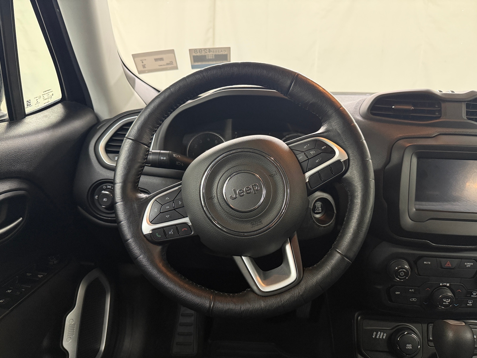 Thumbnail: 2020 Jeep Renegade - 5