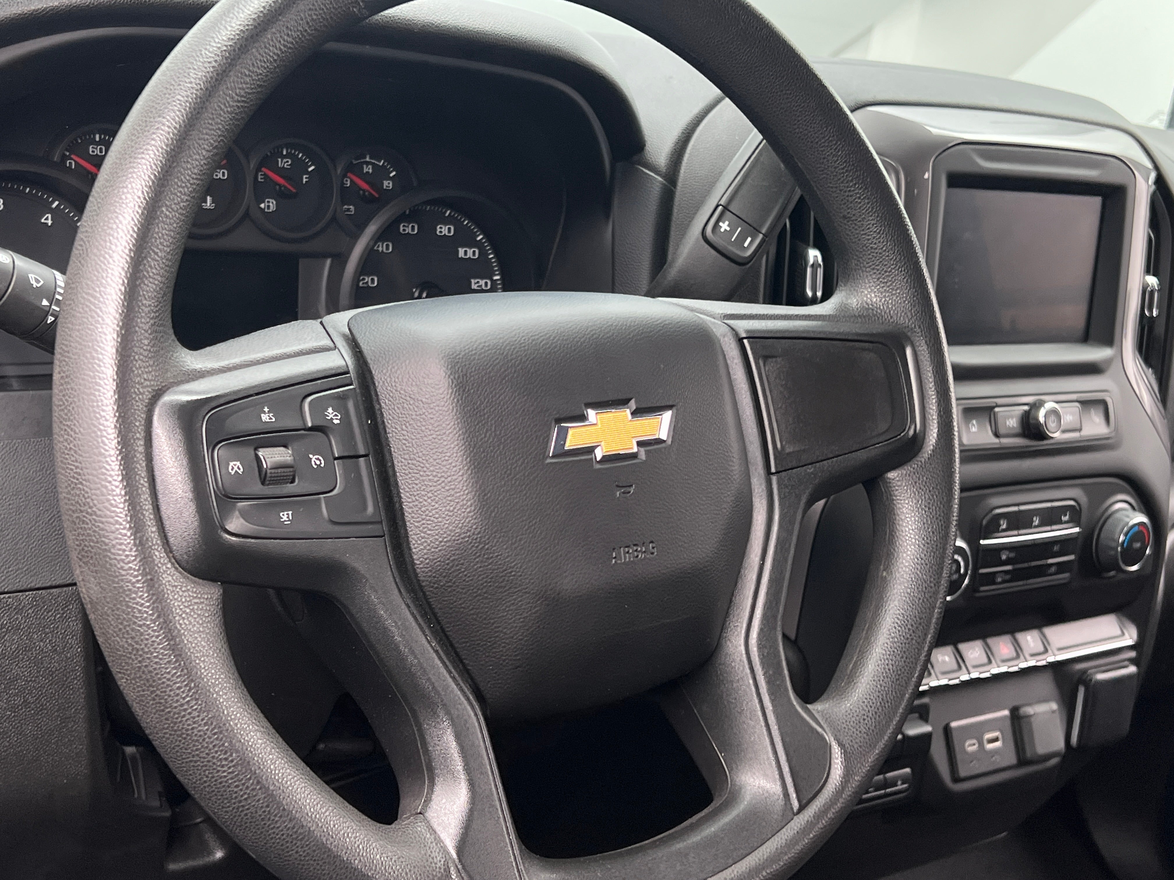 2024 Chevrolet Silverado 2500 Custom 5