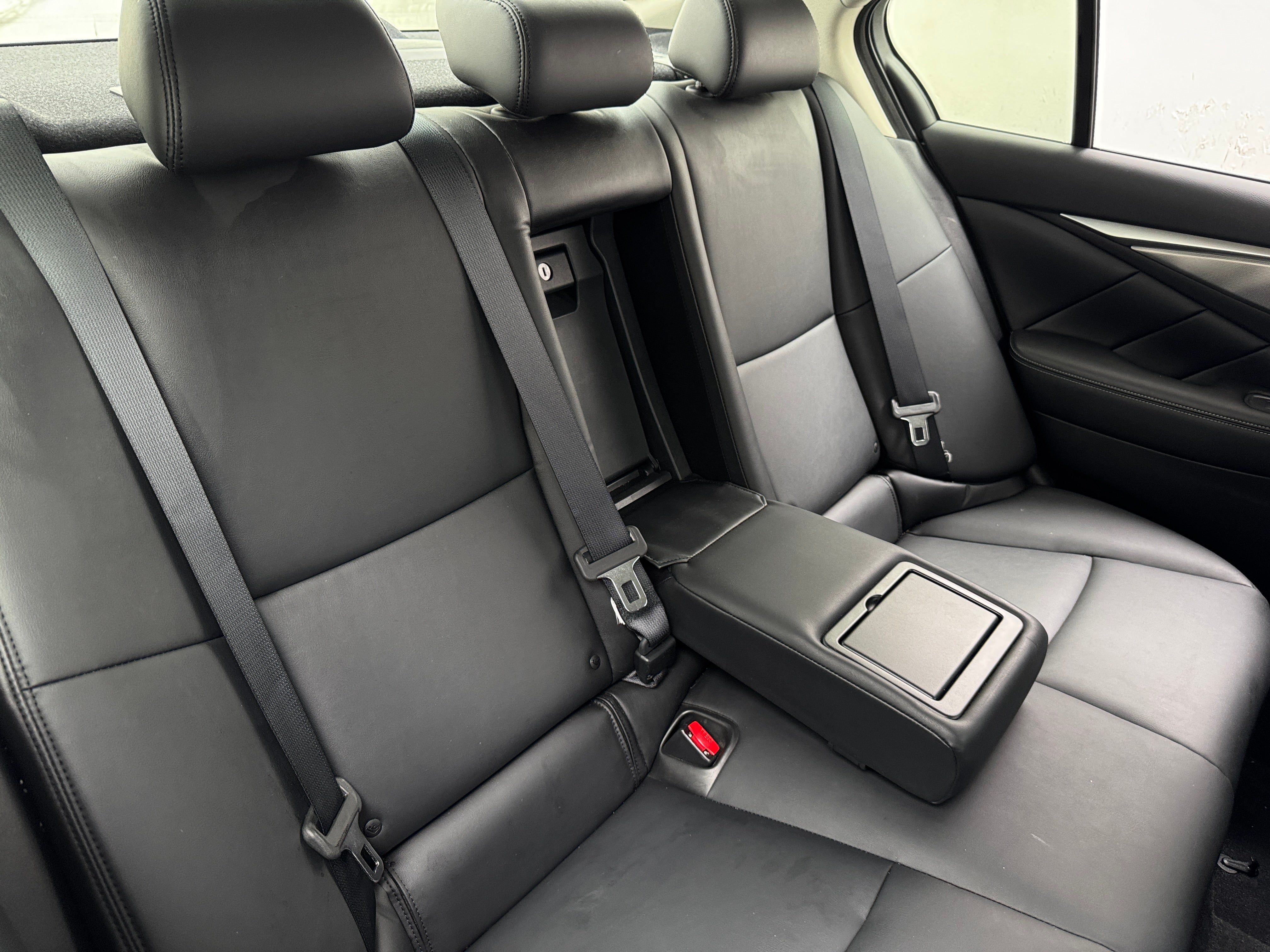 2016 INFINITI Q50 Premium 5