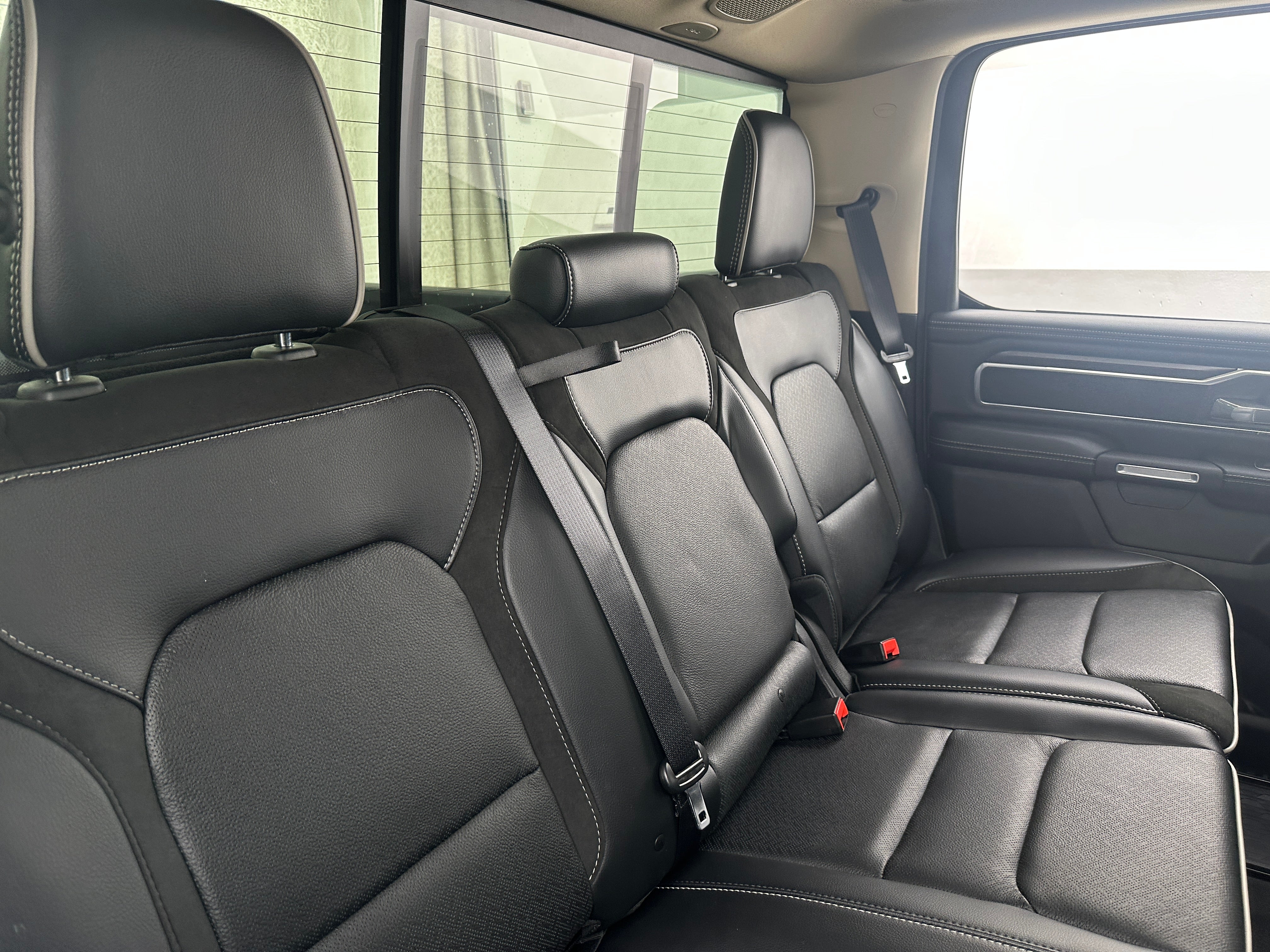 2021 RAM 1500 Laramie 5
