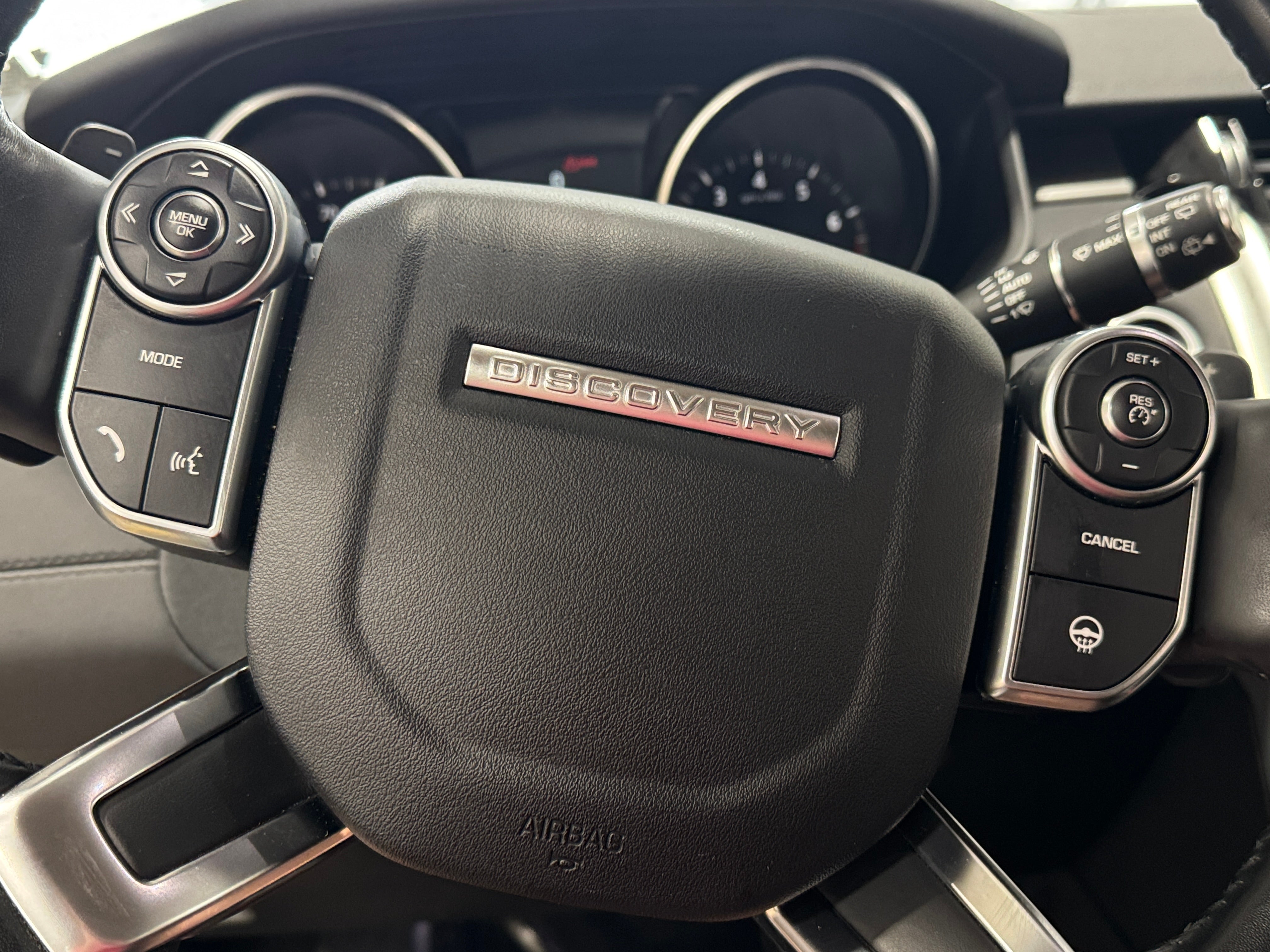 2017 Land Rover Discovery HSE 4