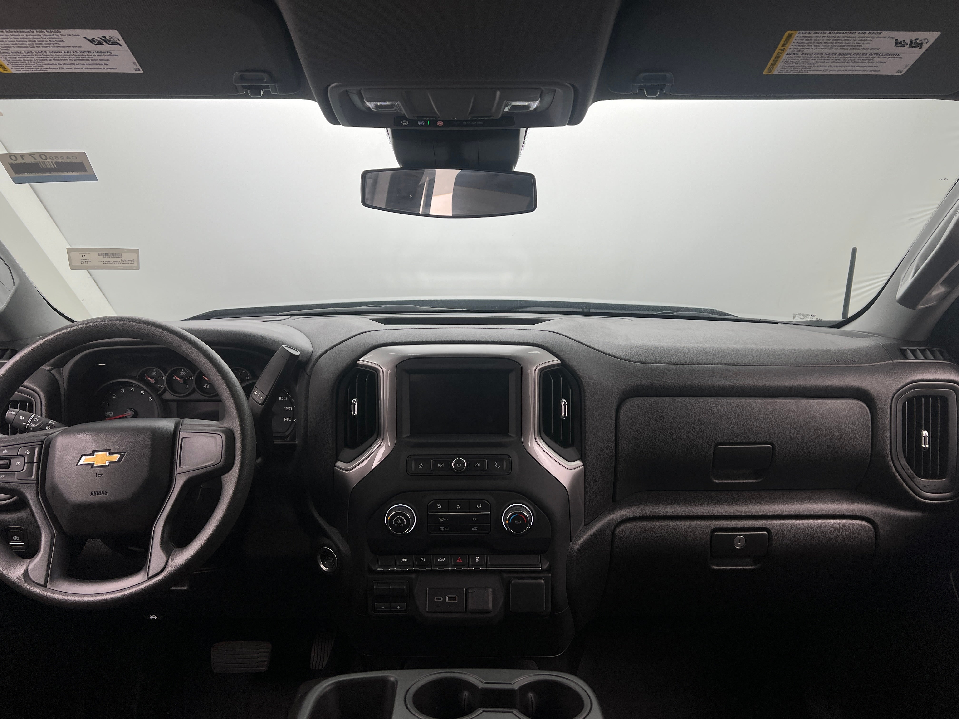 2024 Chevrolet Silverado 1500 Custom 3
