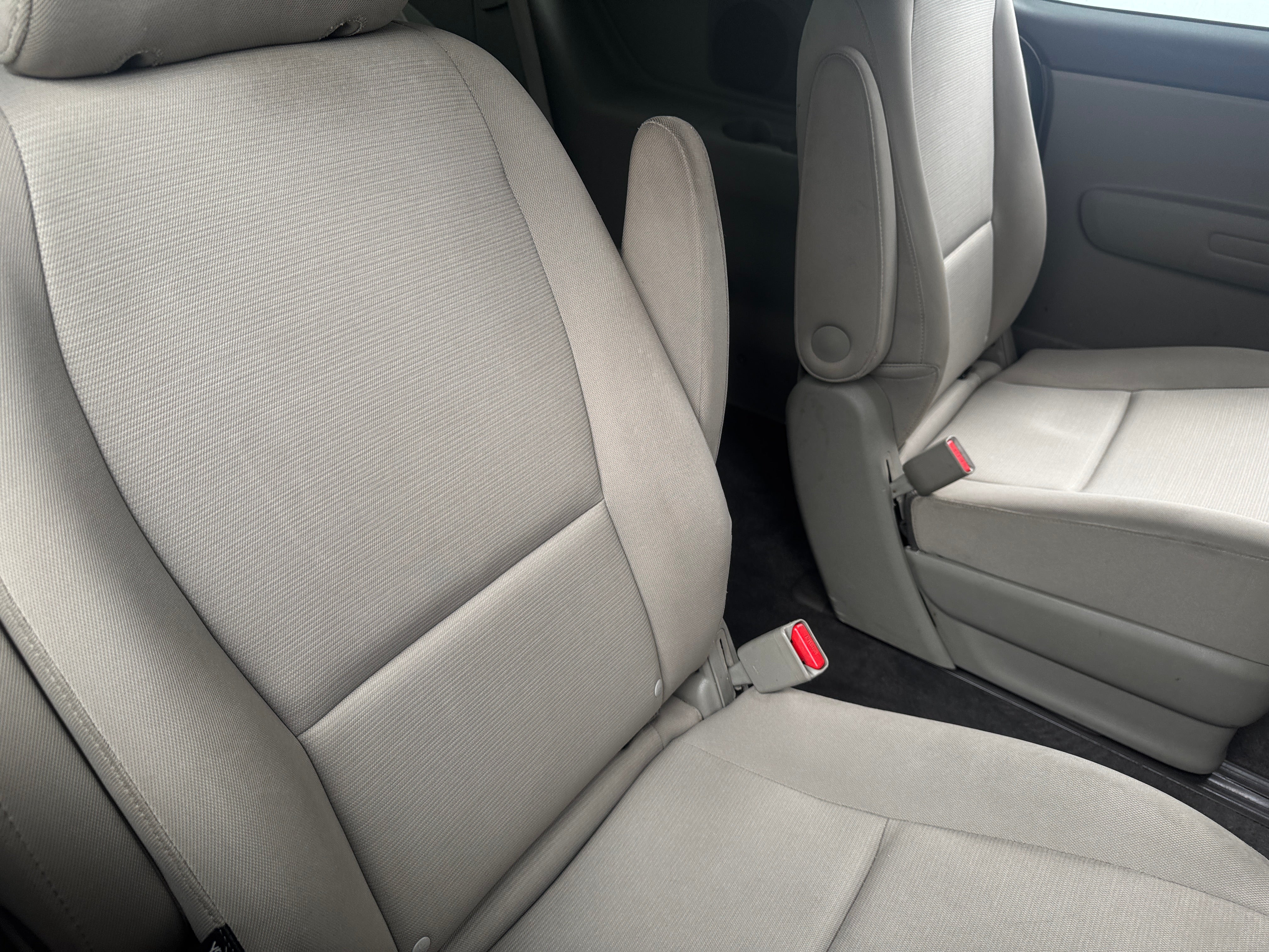 2015 Kia Sedona L 6