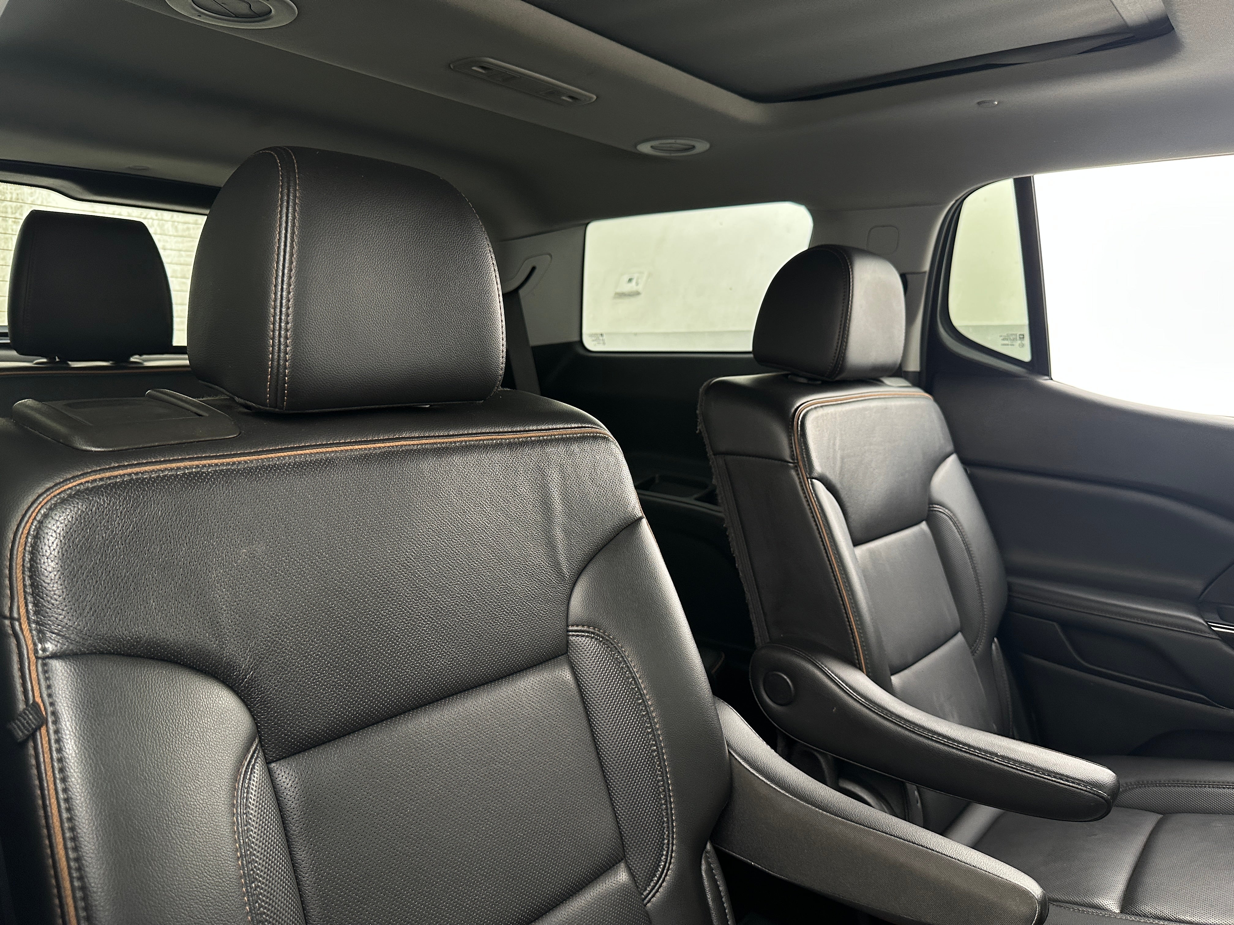 2021 GMC Acadia AT4 5