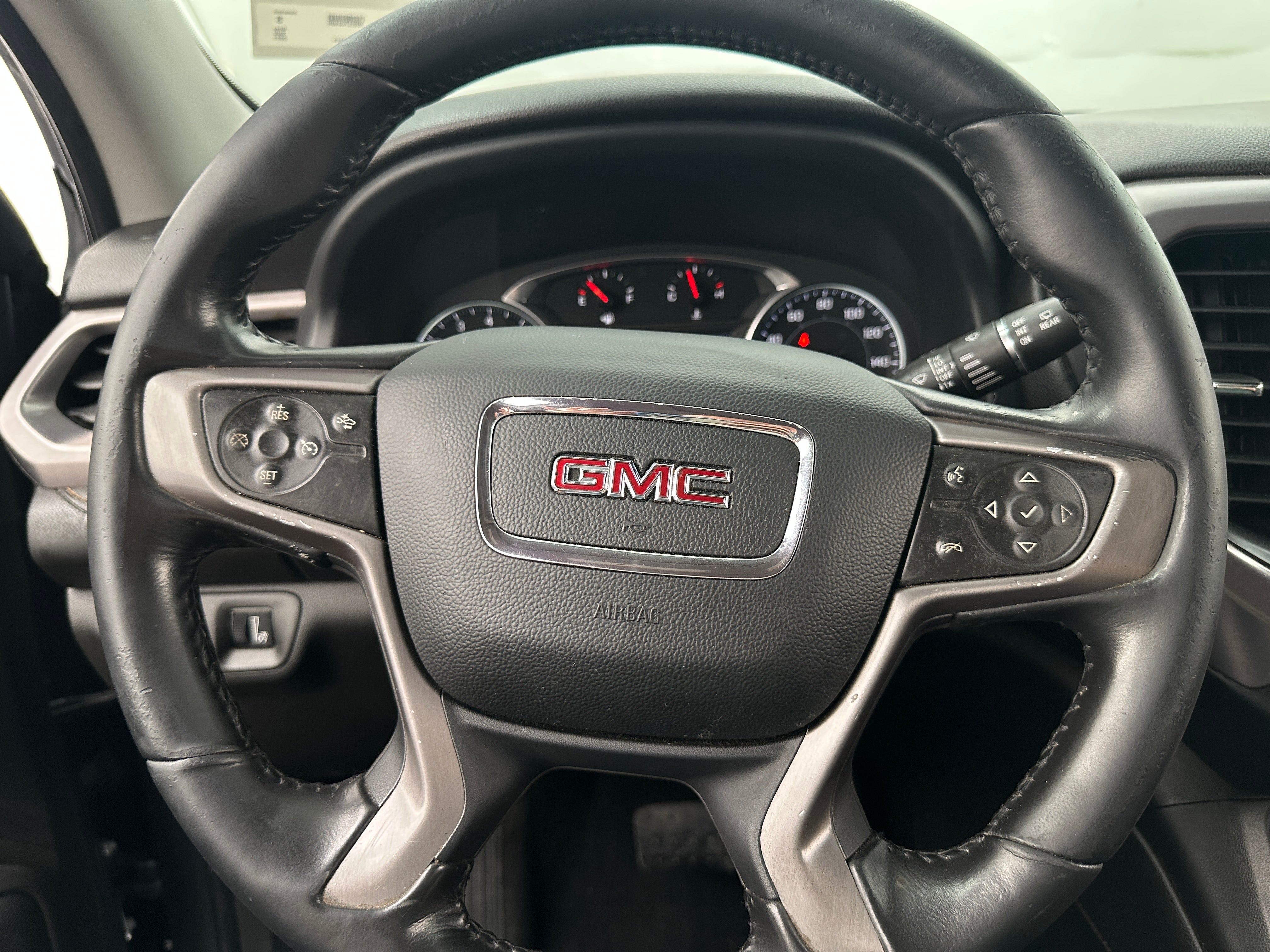 2021 GMC Acadia AT4 4