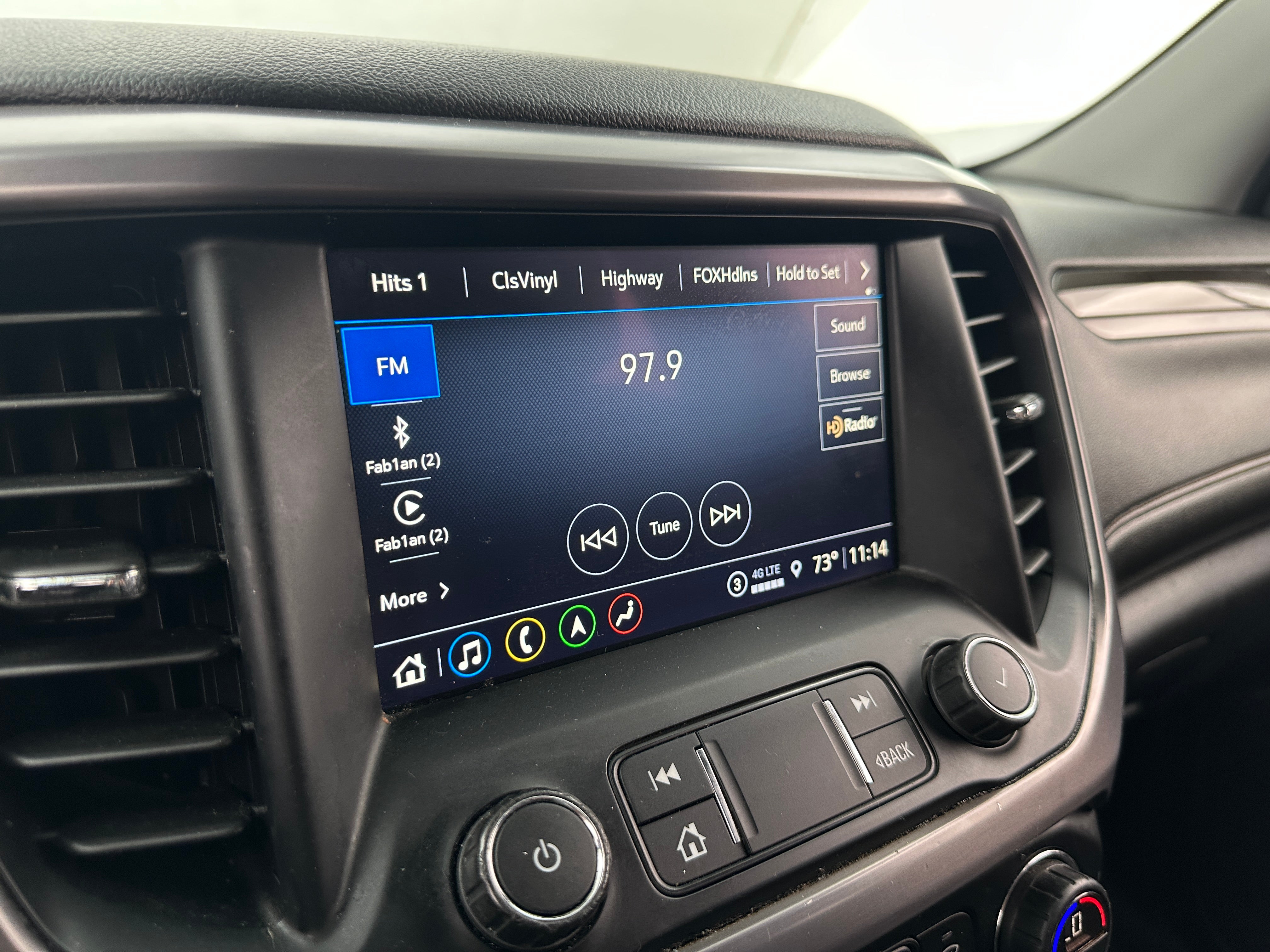 2021 GMC Acadia AT4 3