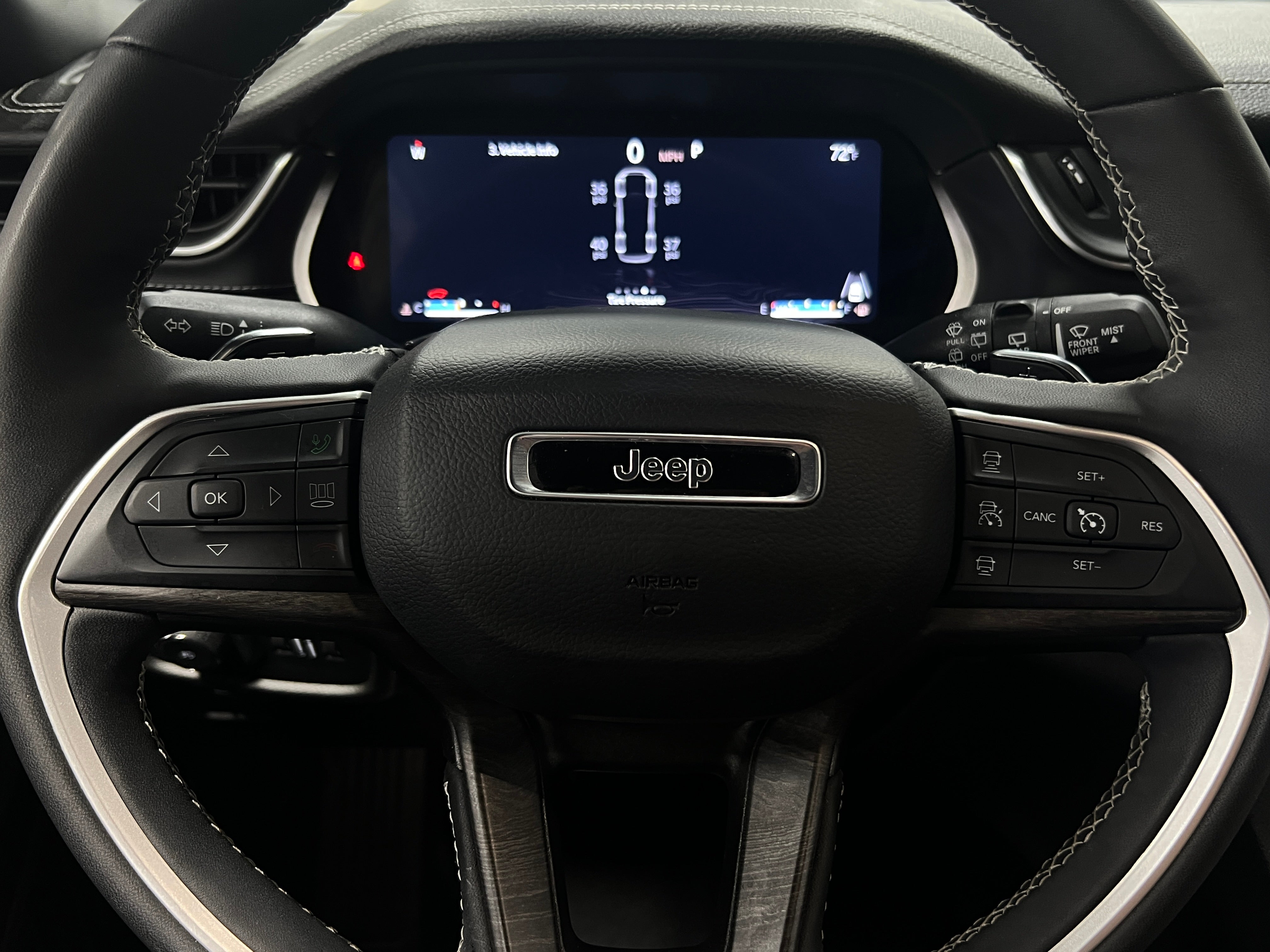 2024 Jeep Grand Cherokee L Limited Edition 4