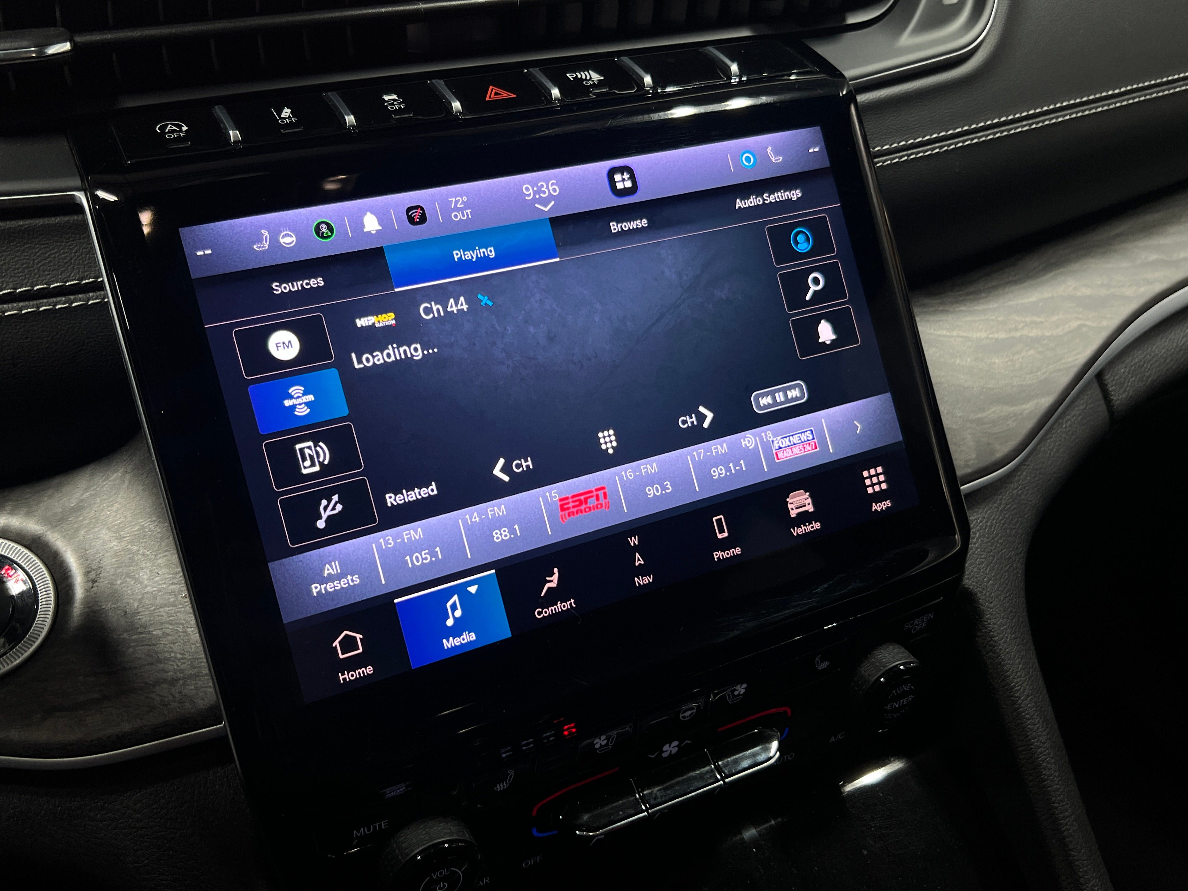 2024 Jeep Grand Cherokee L Limited Edition 3
