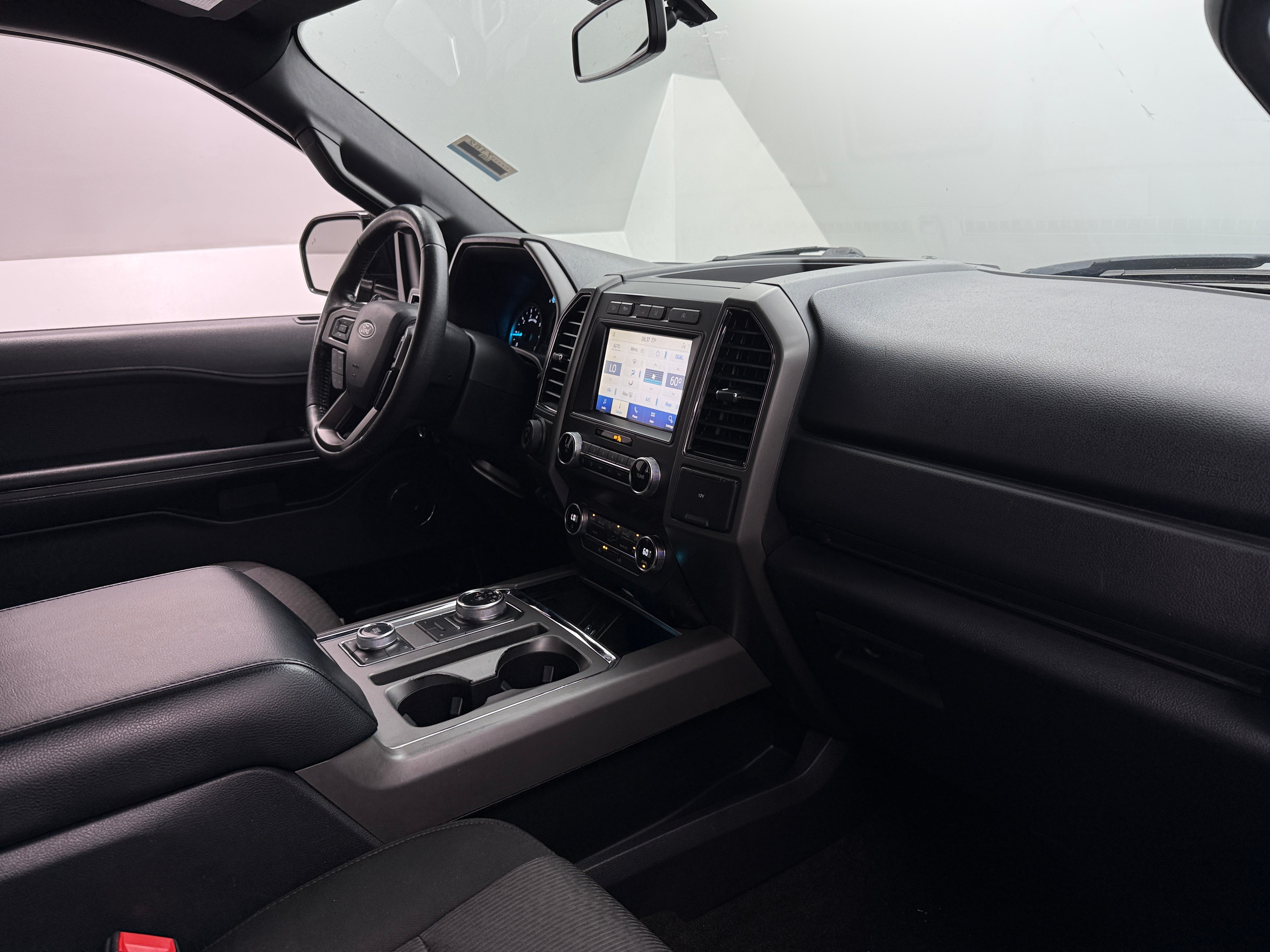 2020 Ford Expedition XLT 3
