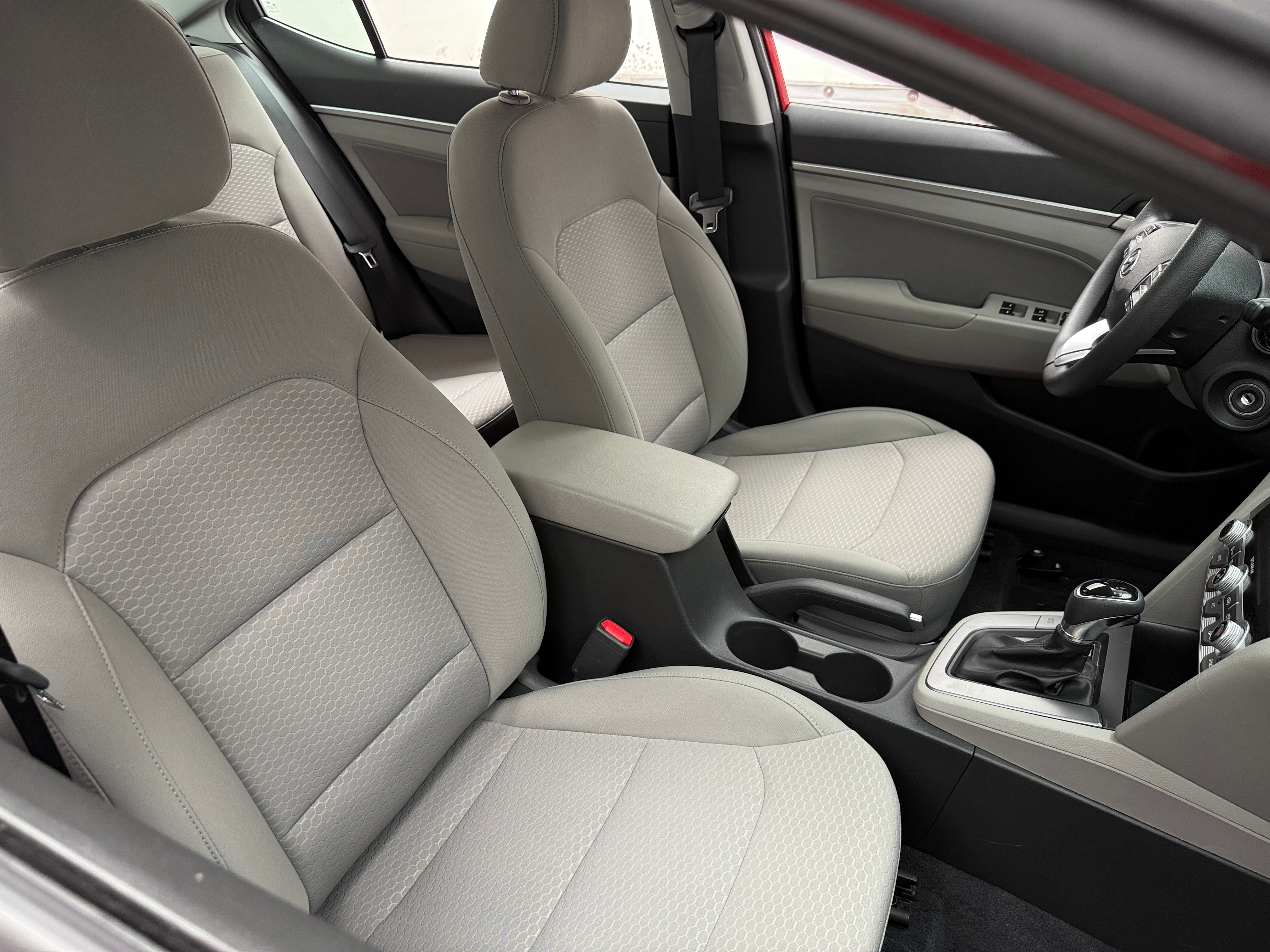 2020 Hyundai Elantra SEL 2