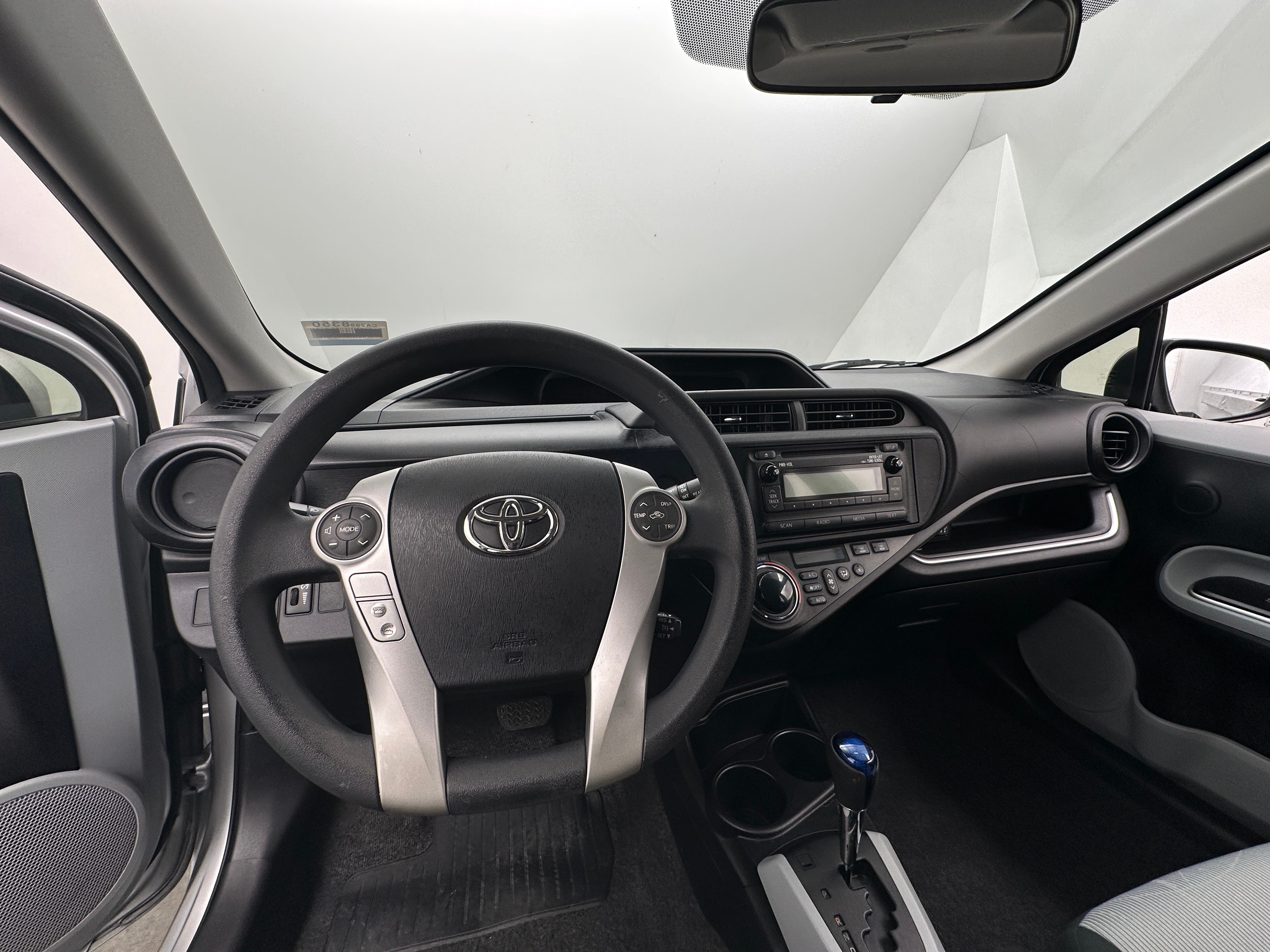 2014 Toyota Prius c Two 3