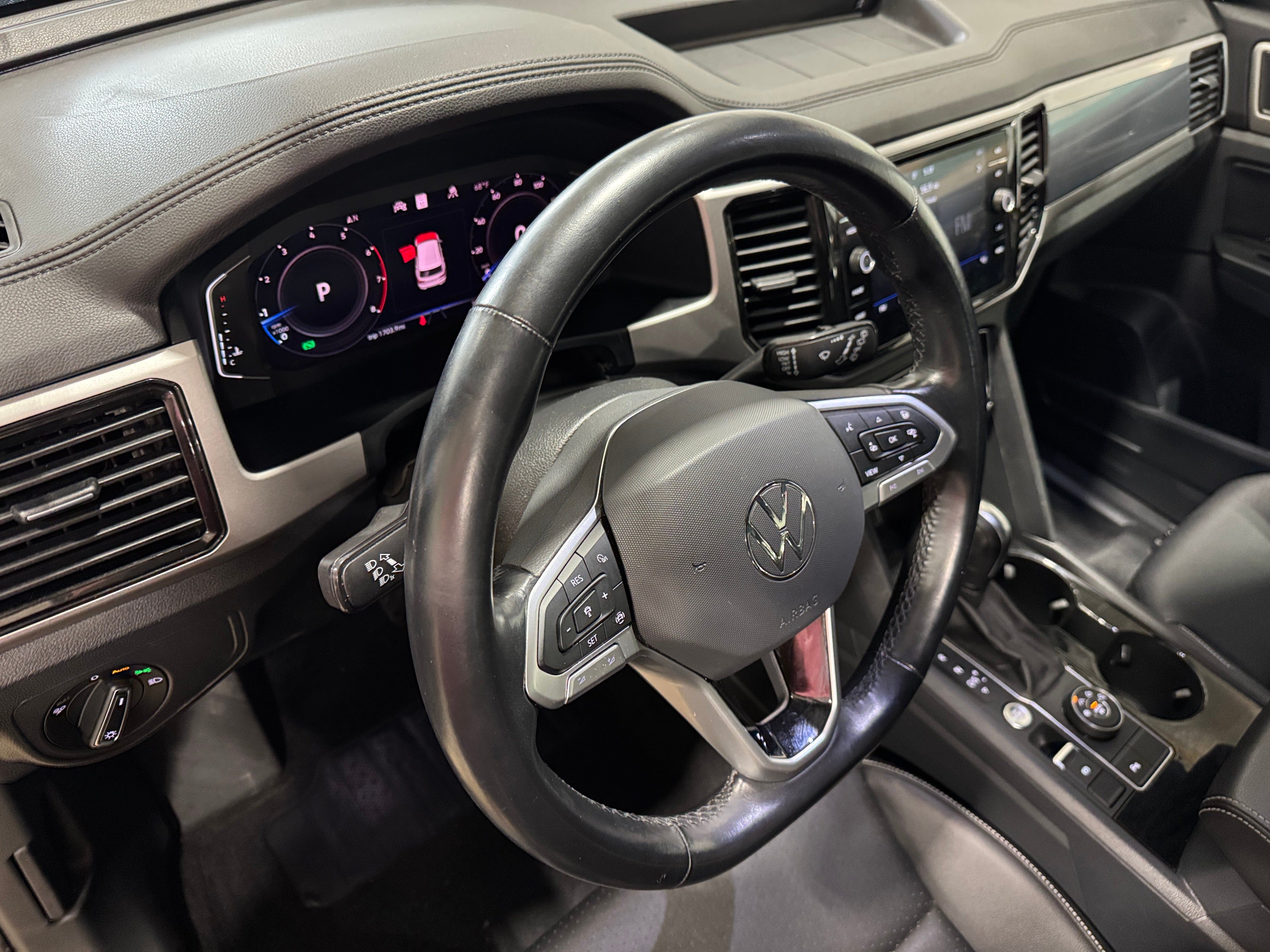 2020 Volkswagen Atlas SEL 2