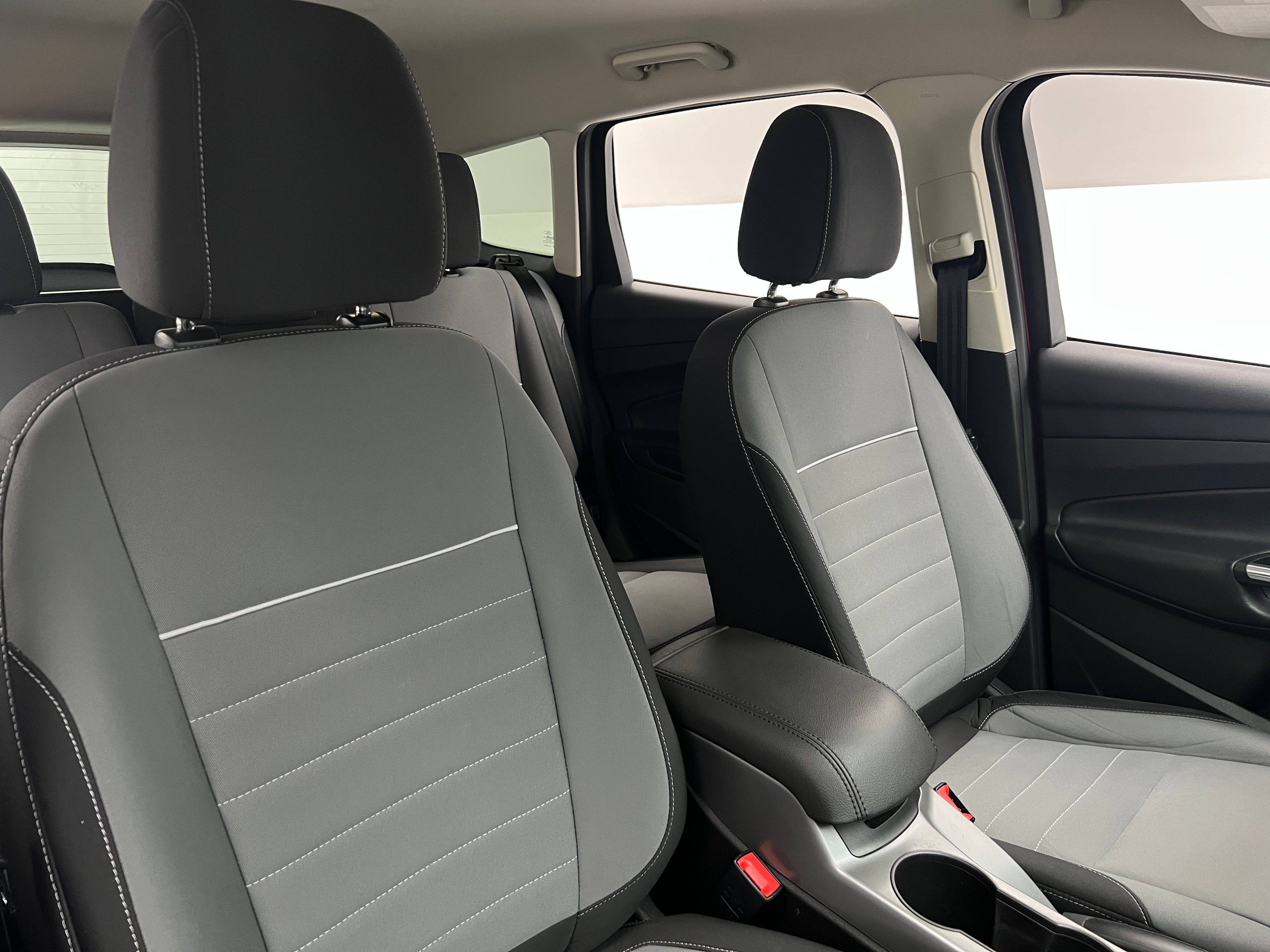 2015 Ford Escape SE 2