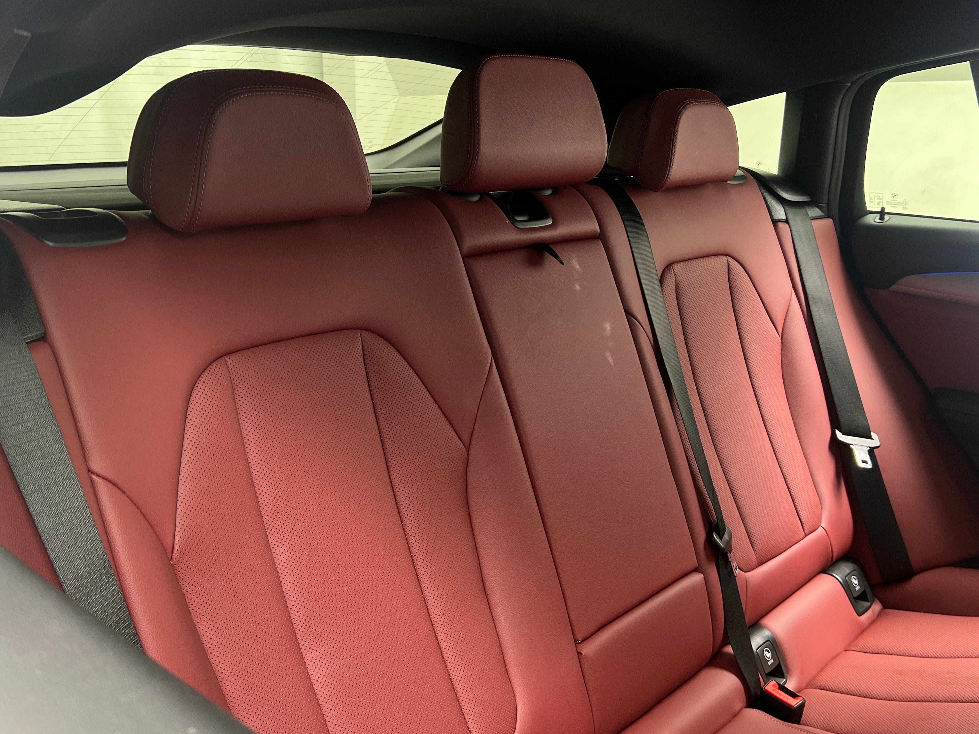 2023 BMW X4 xDrive30i 5