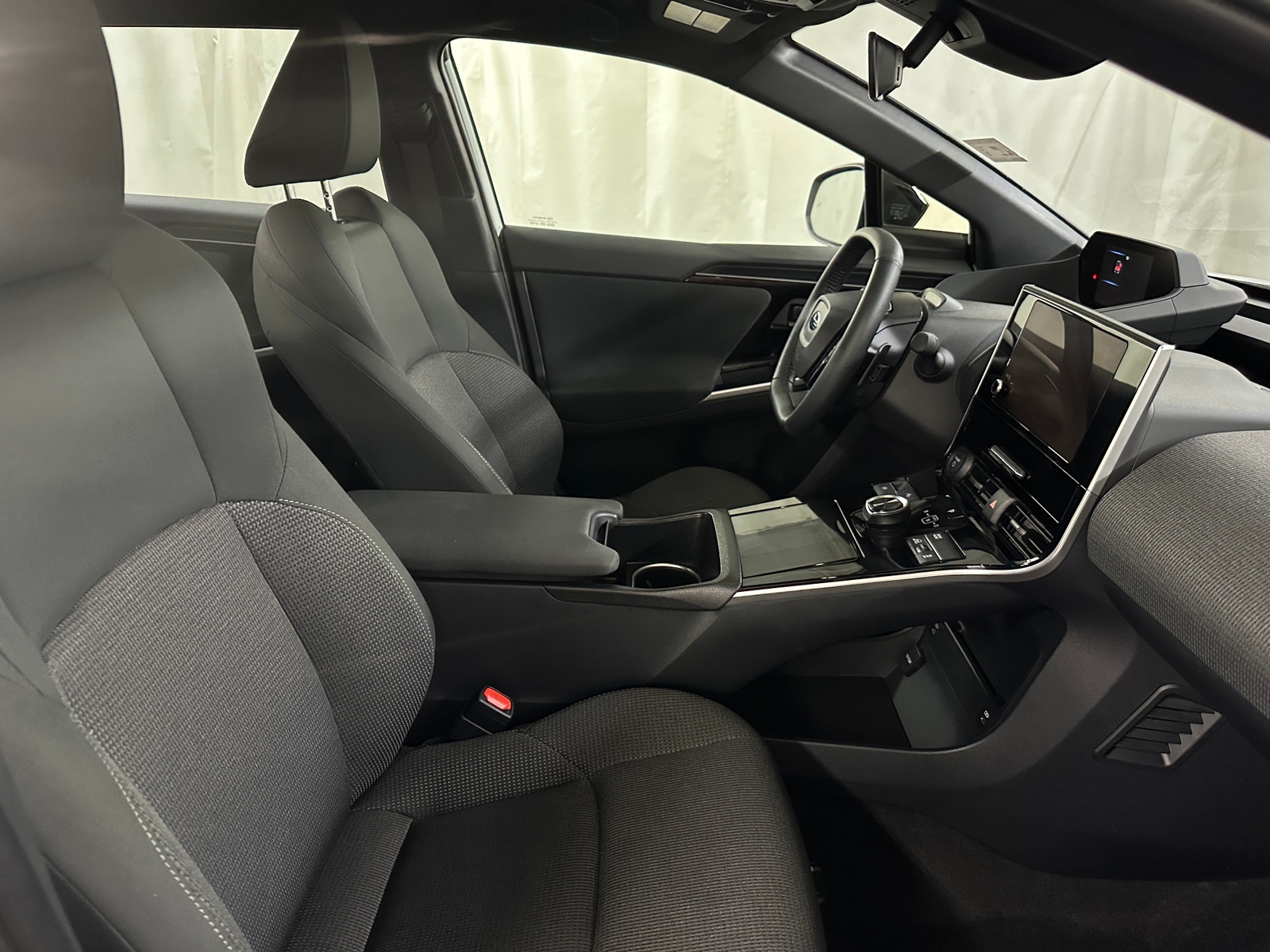 Thumbnail: 2024 Subaru Solterra - 2