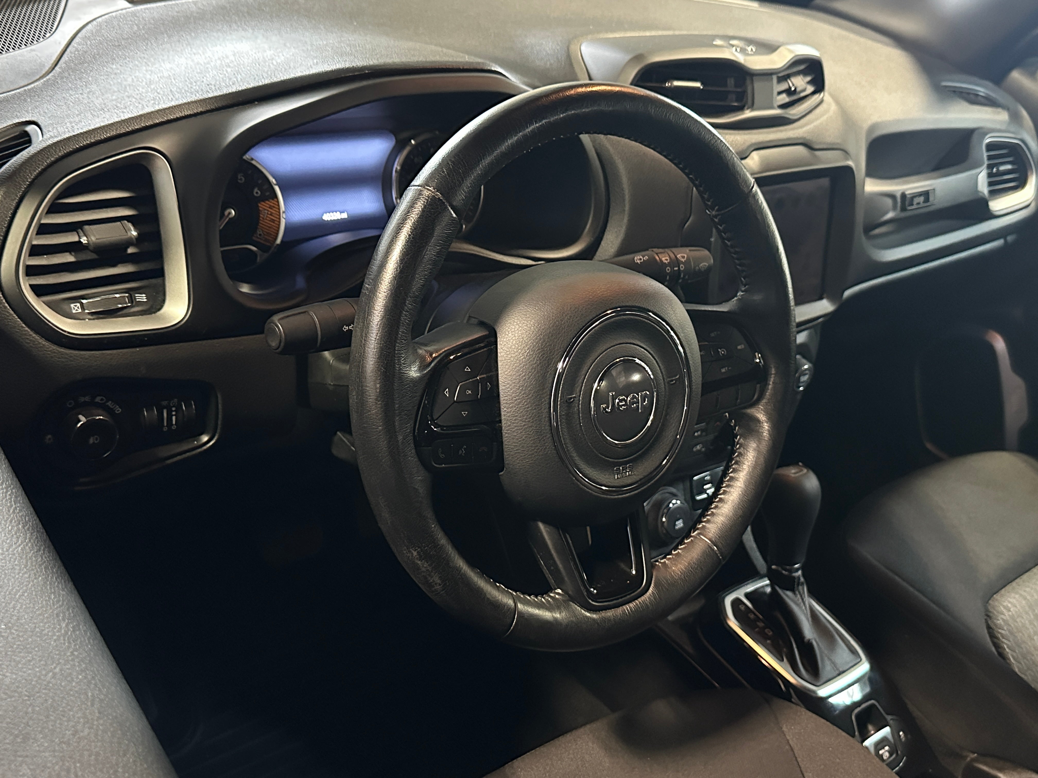 Thumbnail: 2021 Jeep Renegade - 3