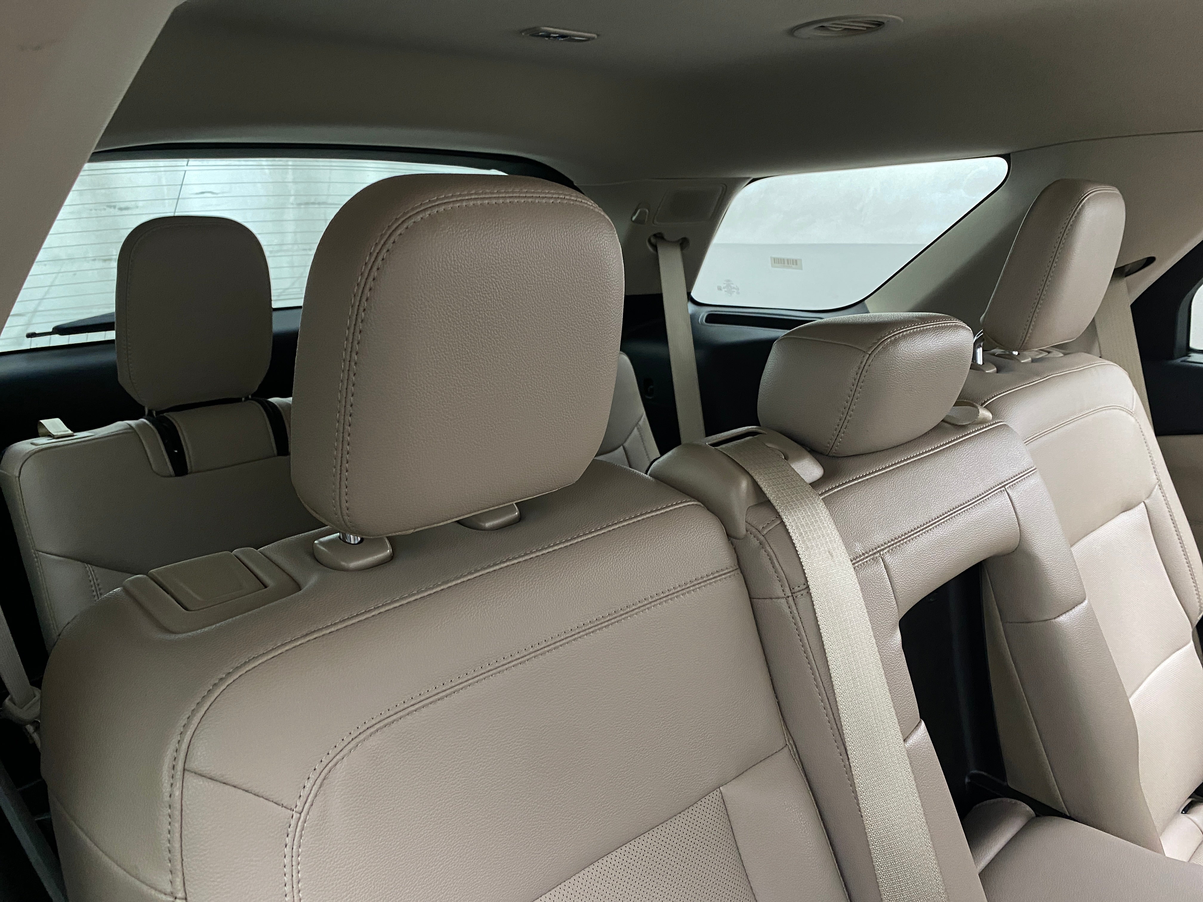2023 Ford Explorer Limited 5