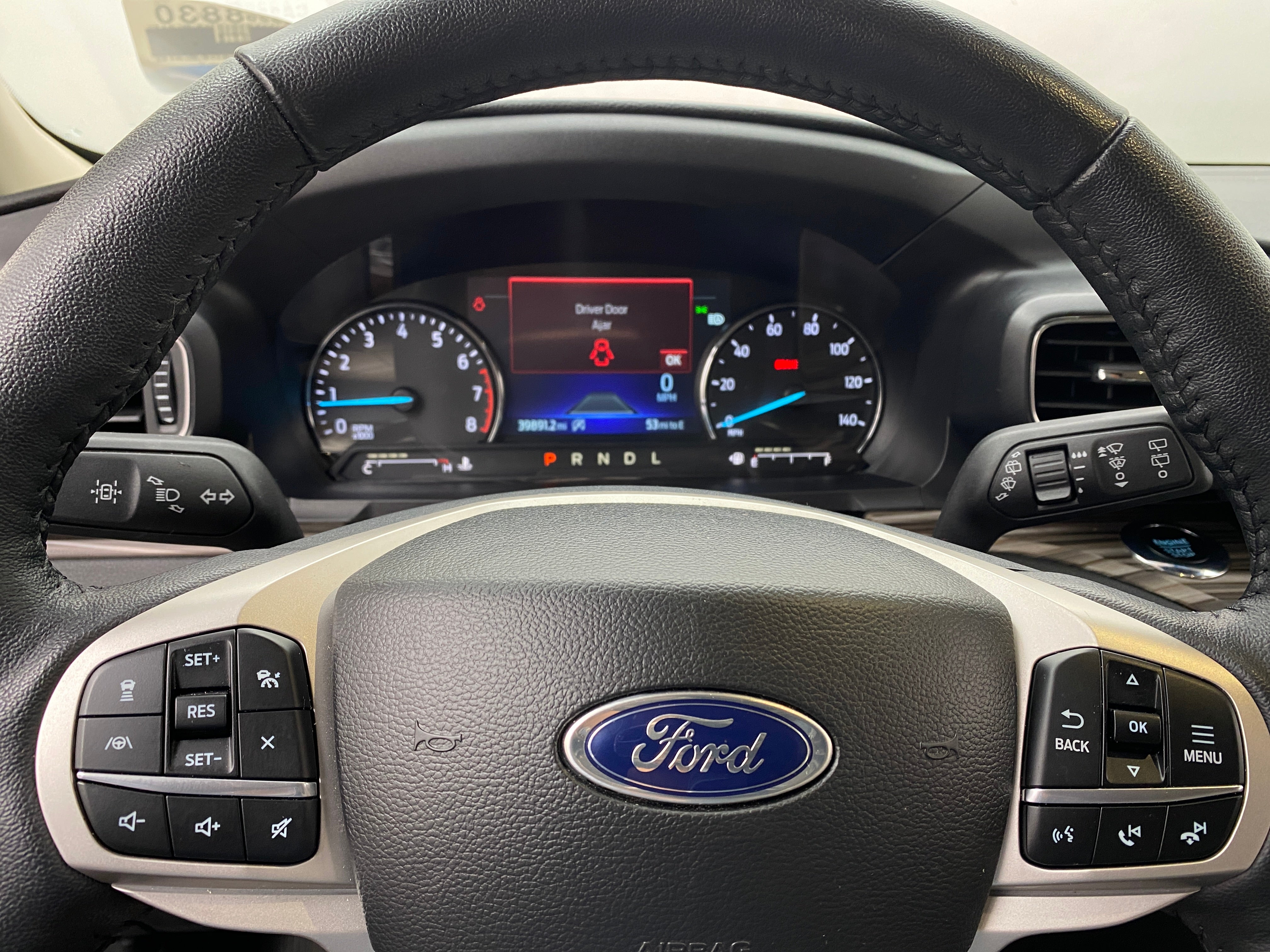 2023 Ford Explorer Limited 4