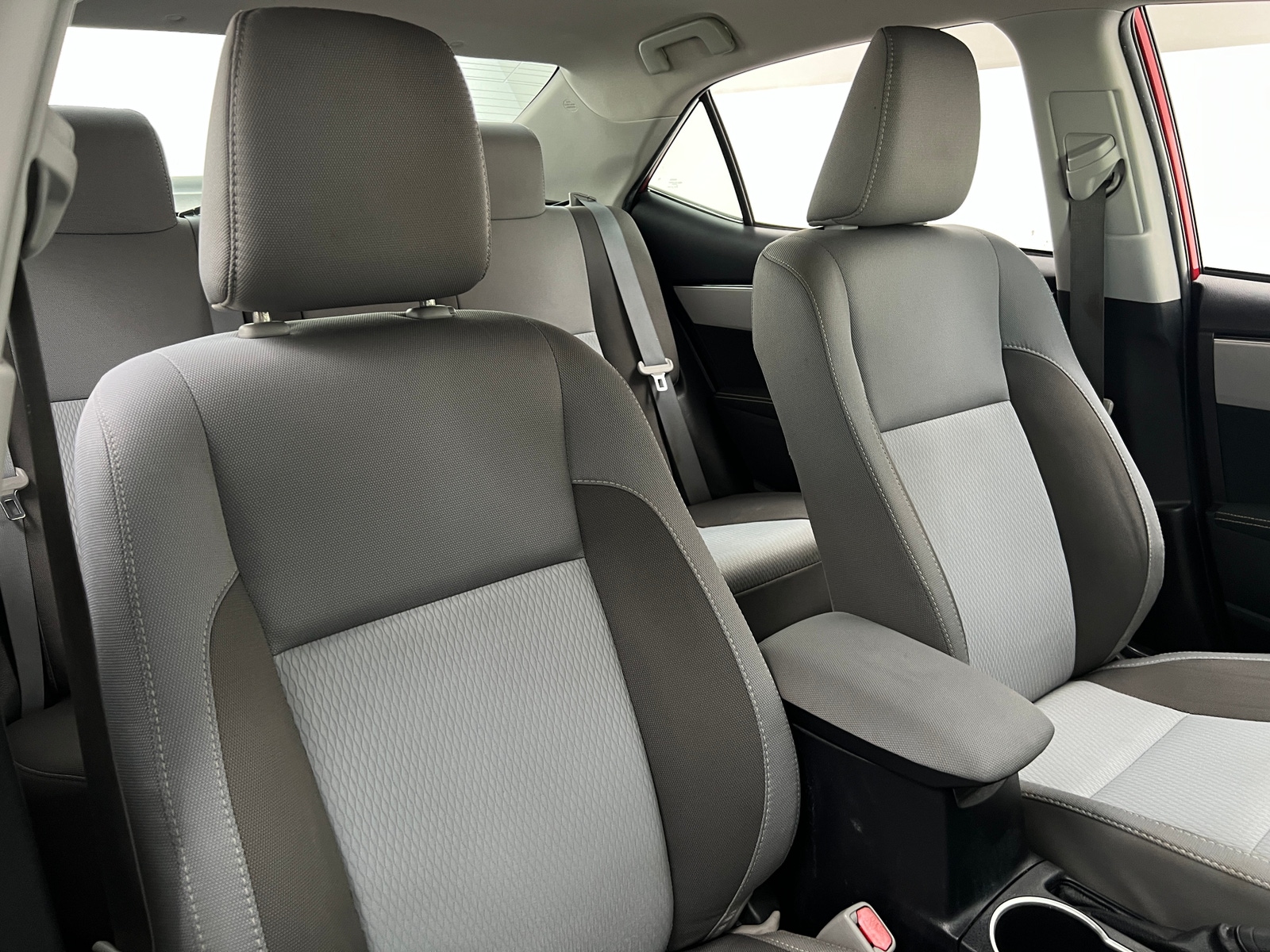 Thumbnail: 2018 Toyota Corolla - 2