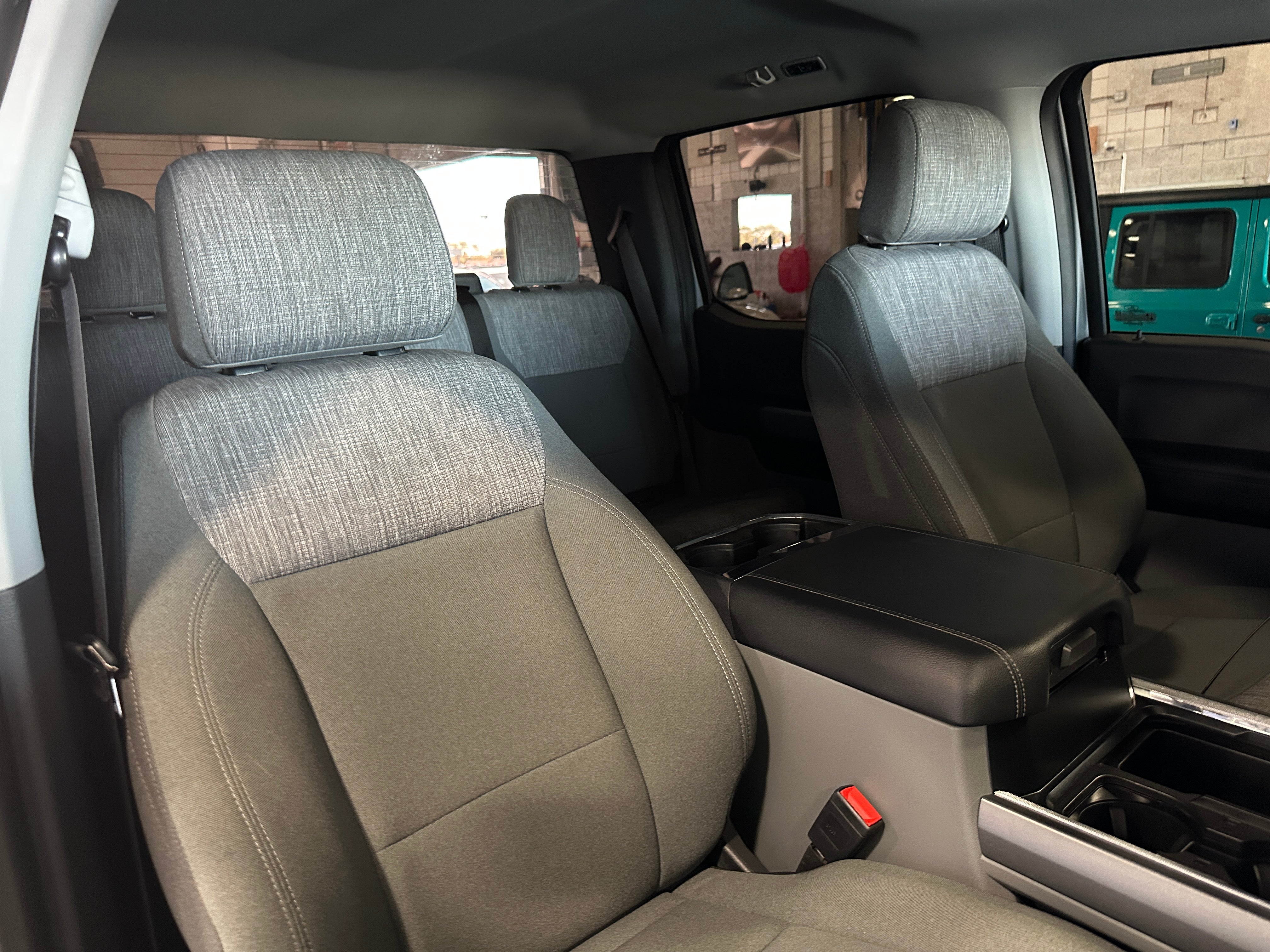 2023 Ford Econoline E-250 2