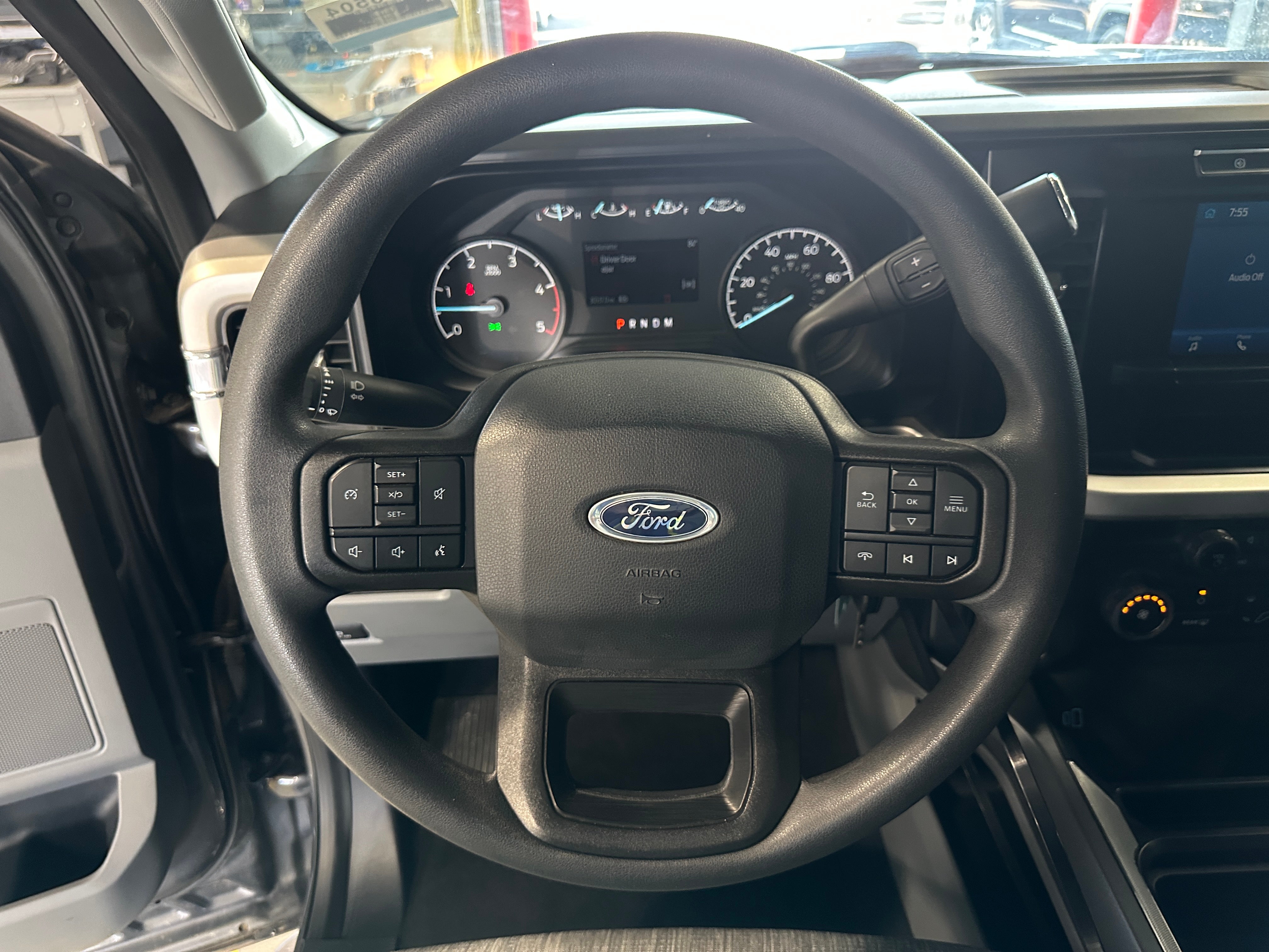 2023 Ford Econoline E-250 5
