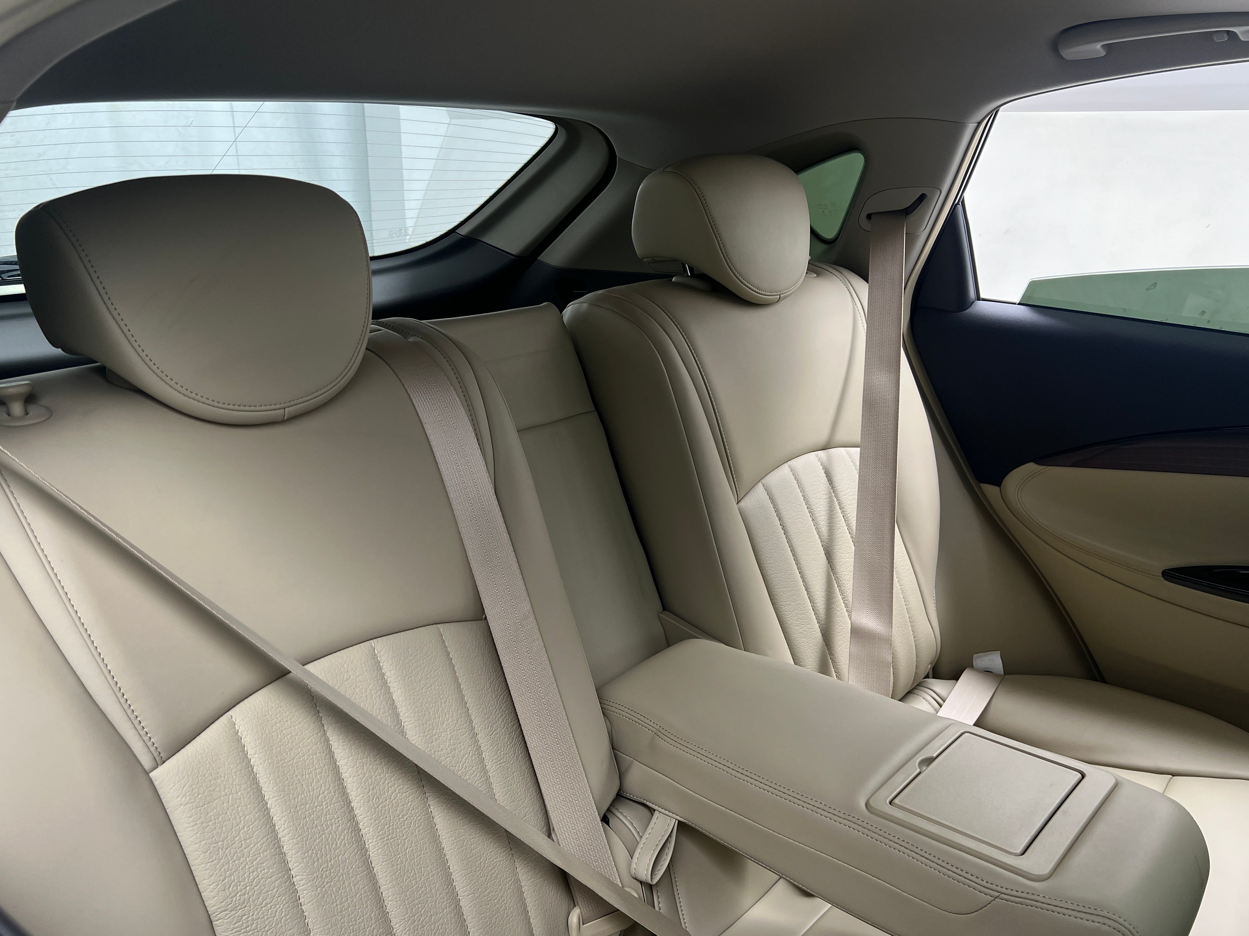 2017 INFINITI QX50 Base 5