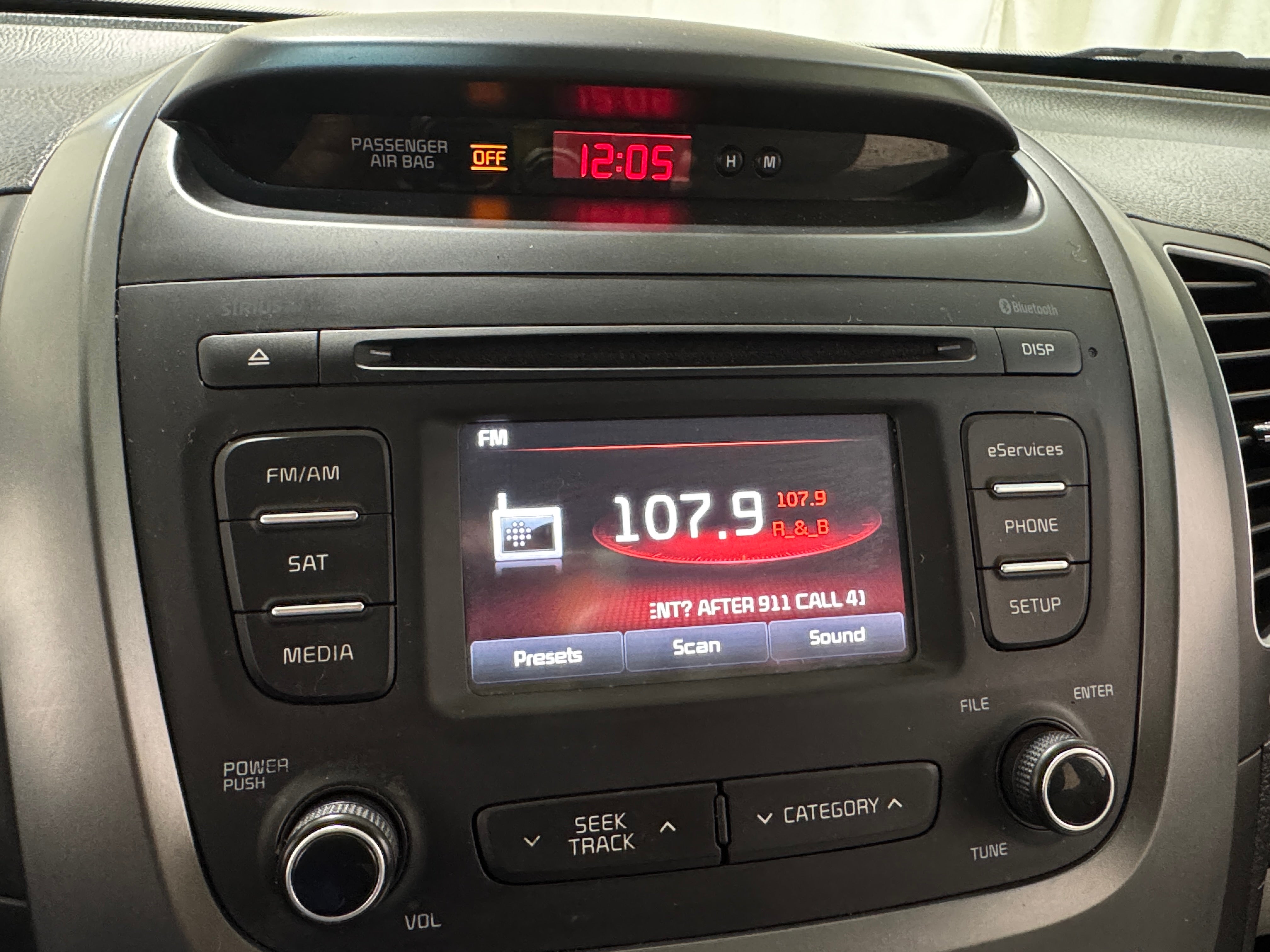 2015 Kia Sorento LX 4