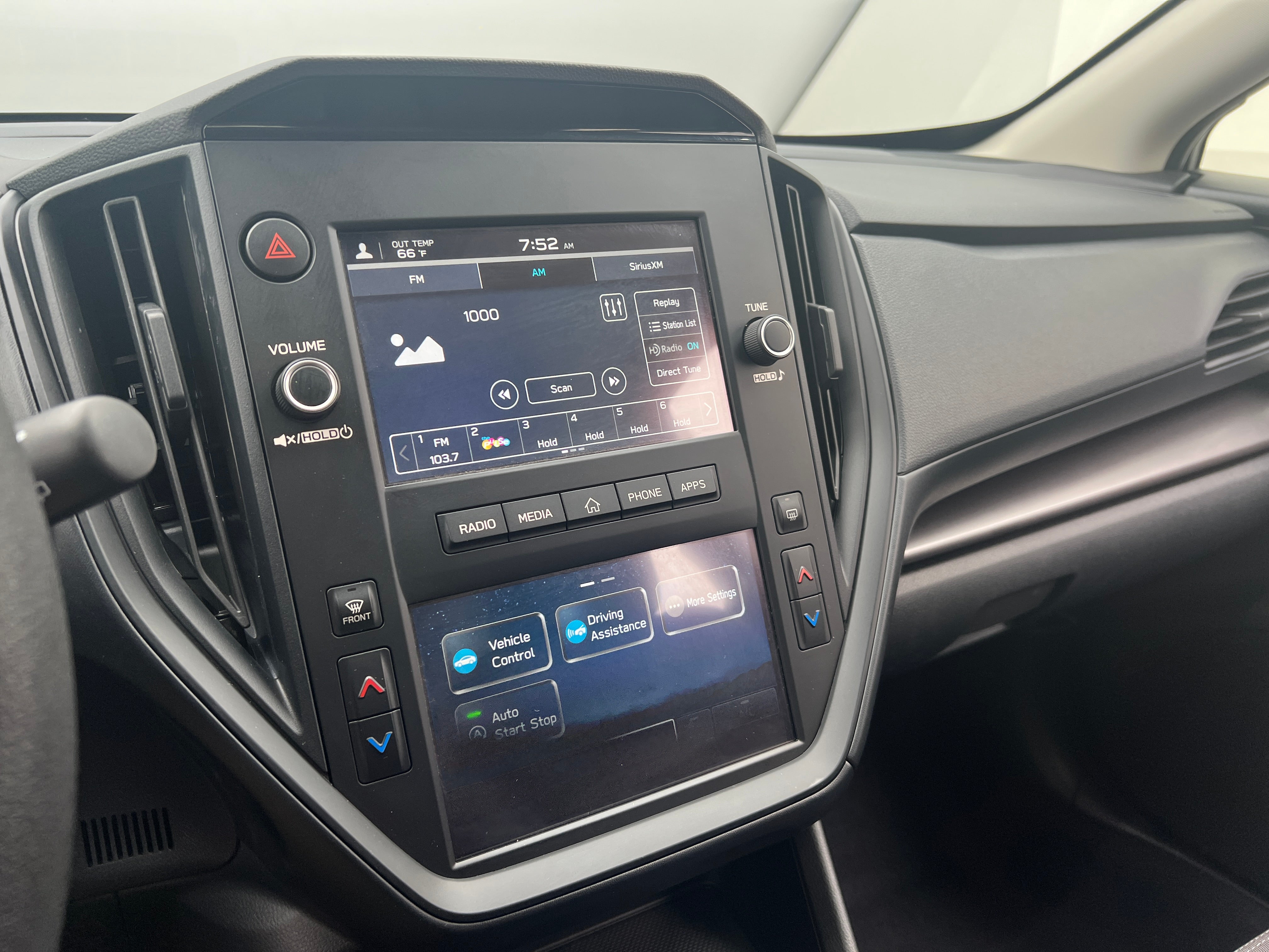 2024 Subaru Impreza Base 4