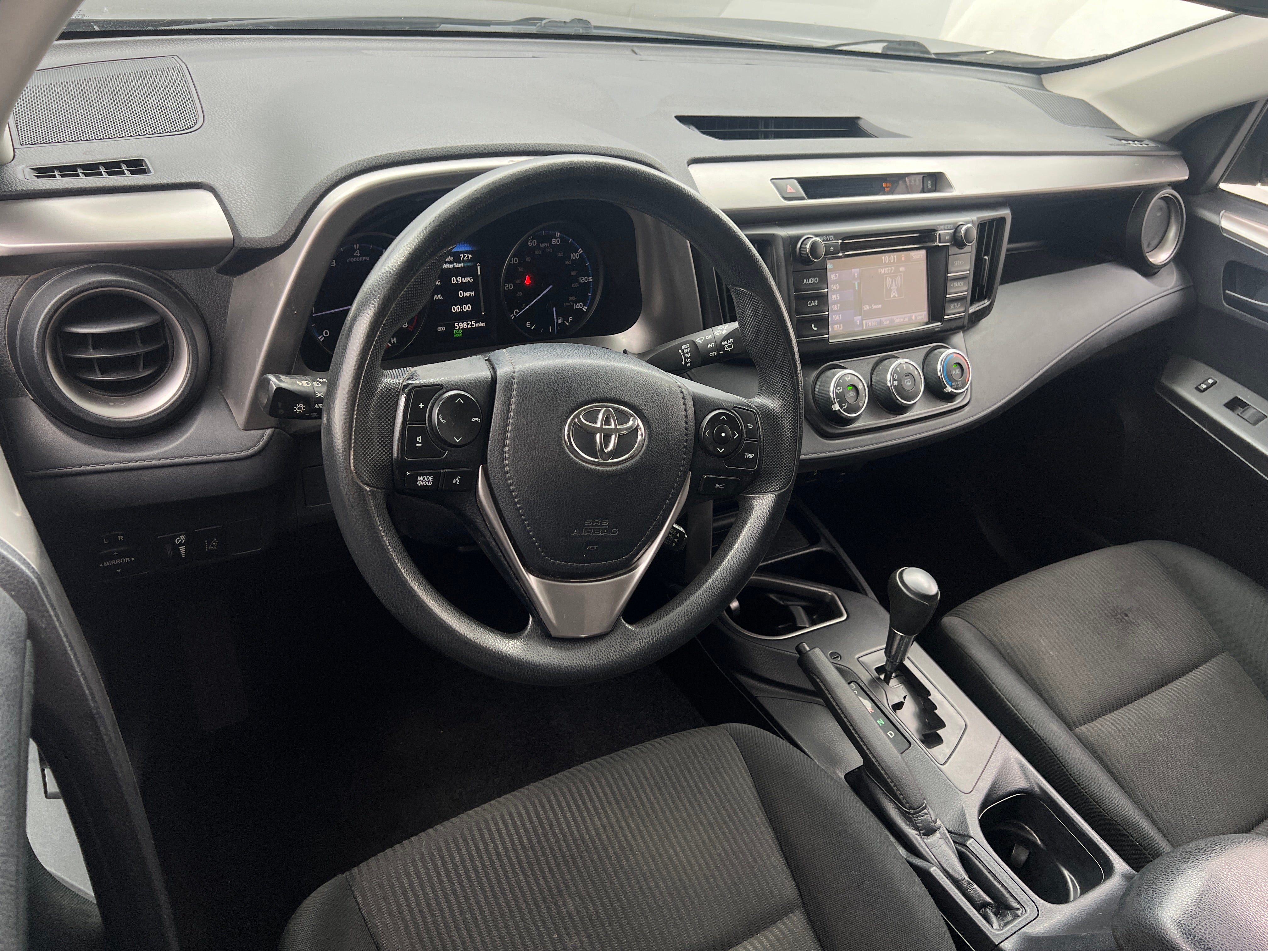 2018 Toyota RAV4 LE 3