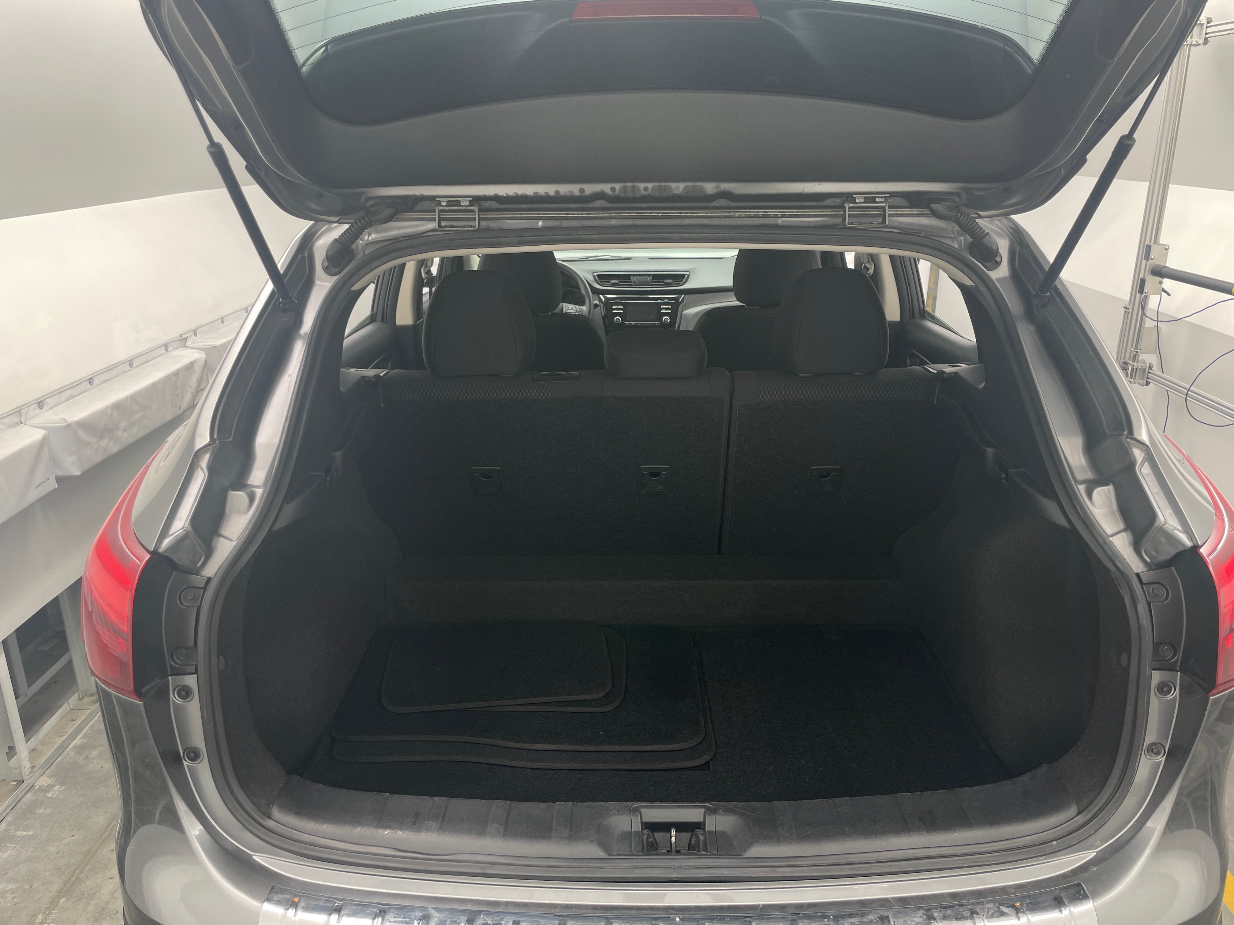 2018 Nissan Rogue Sport S 7