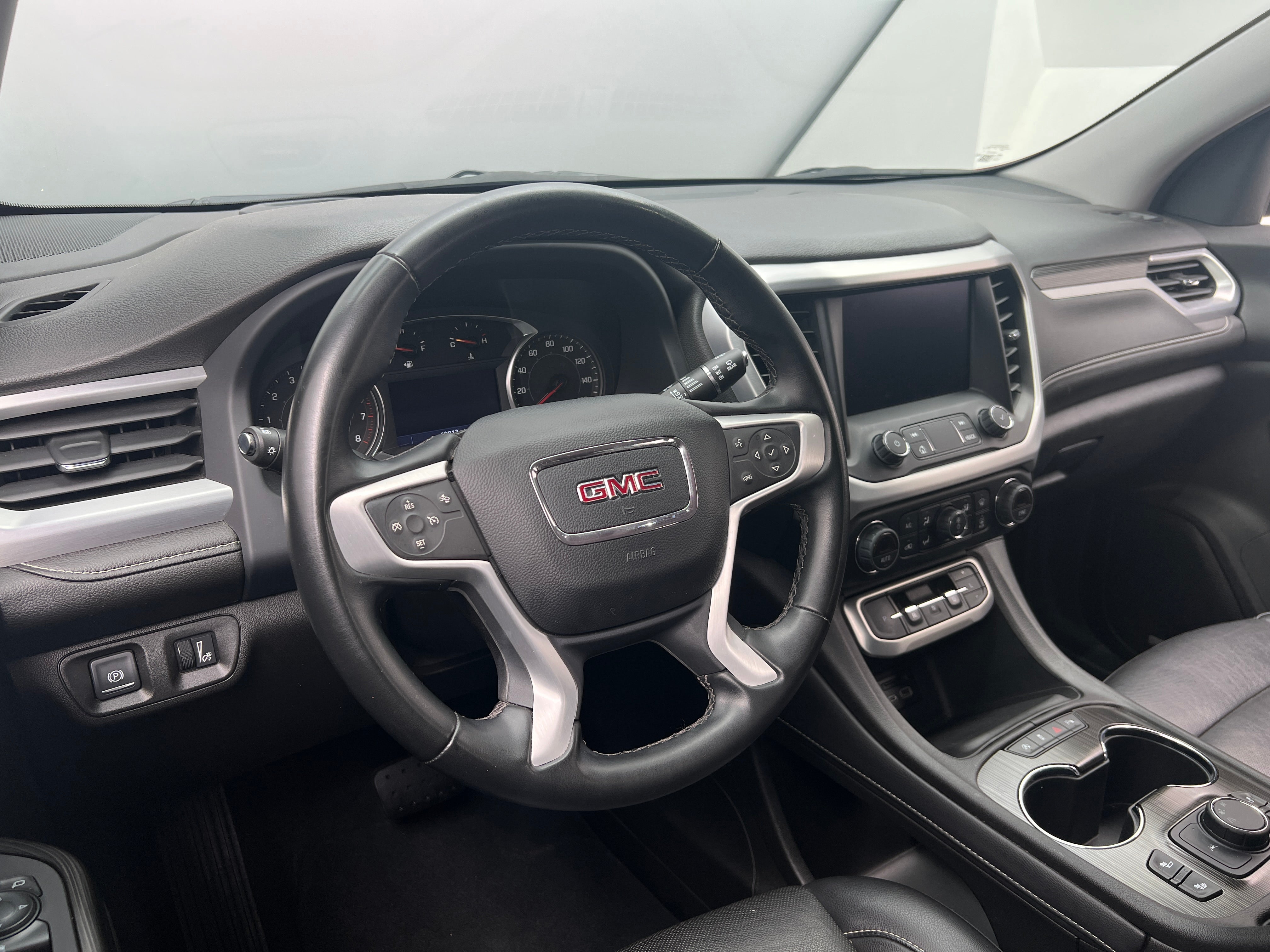 2023 GMC Acadia SLT 4
