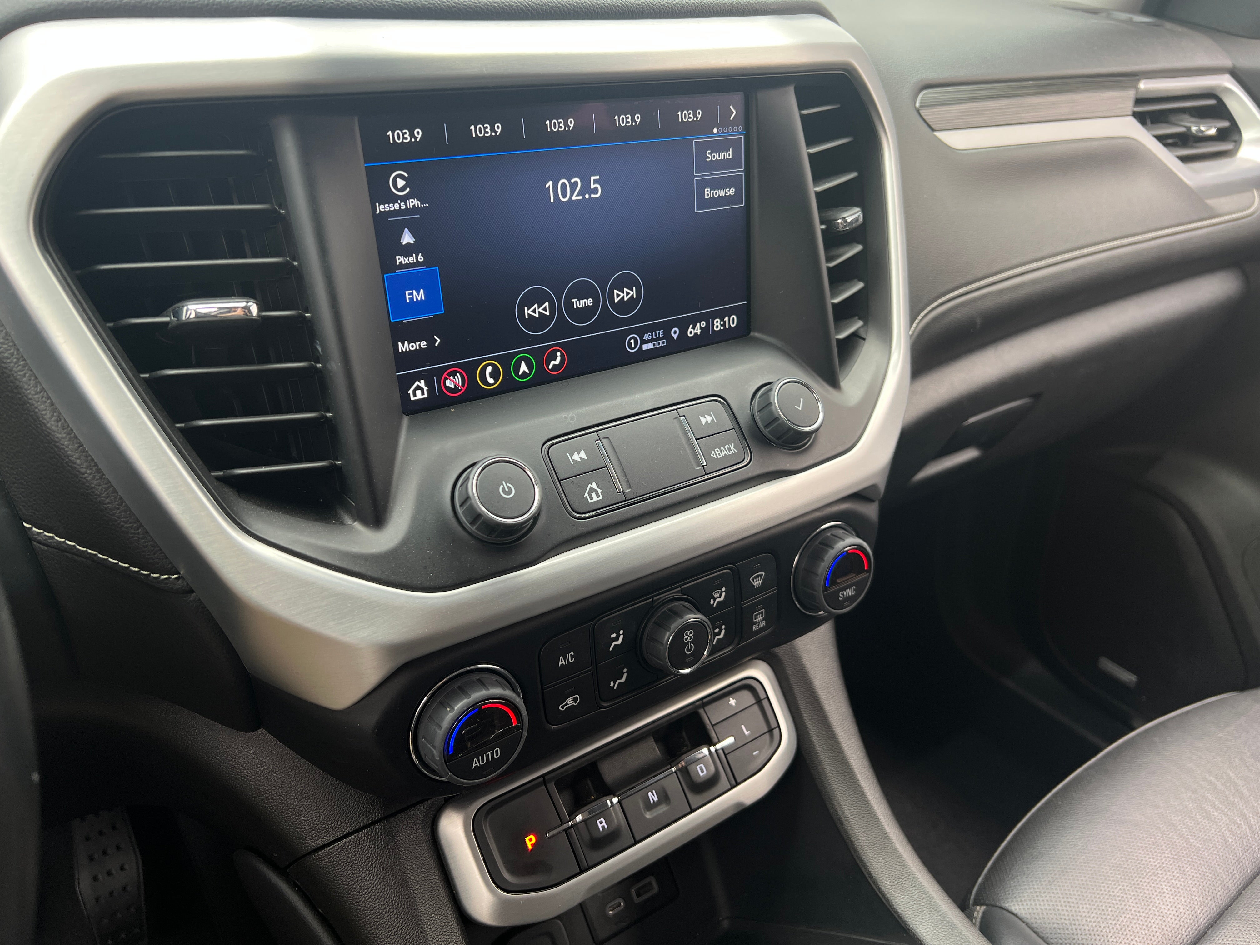 2023 GMC Acadia SLT 3