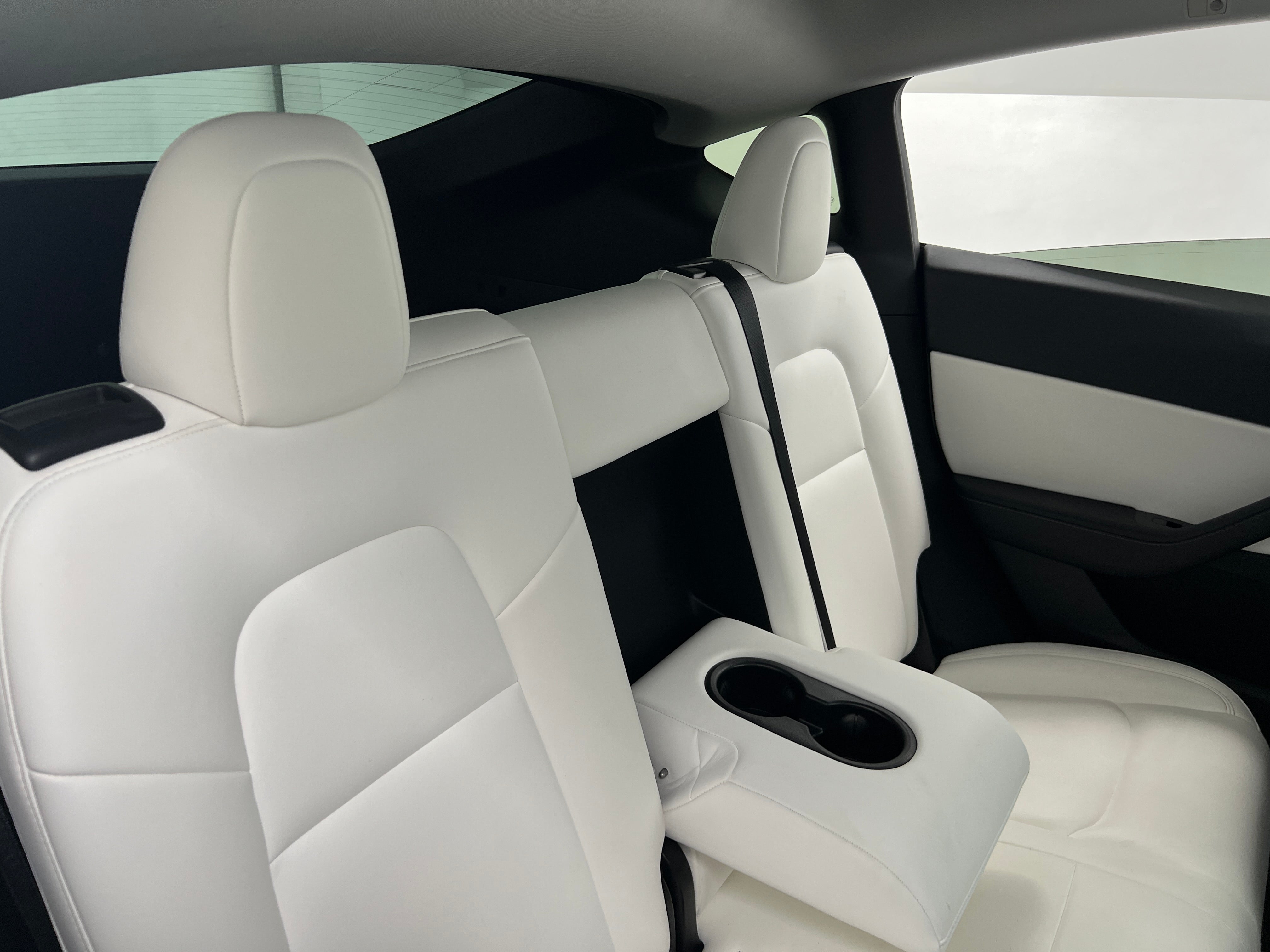 2020 Tesla Model Y Long Range 4