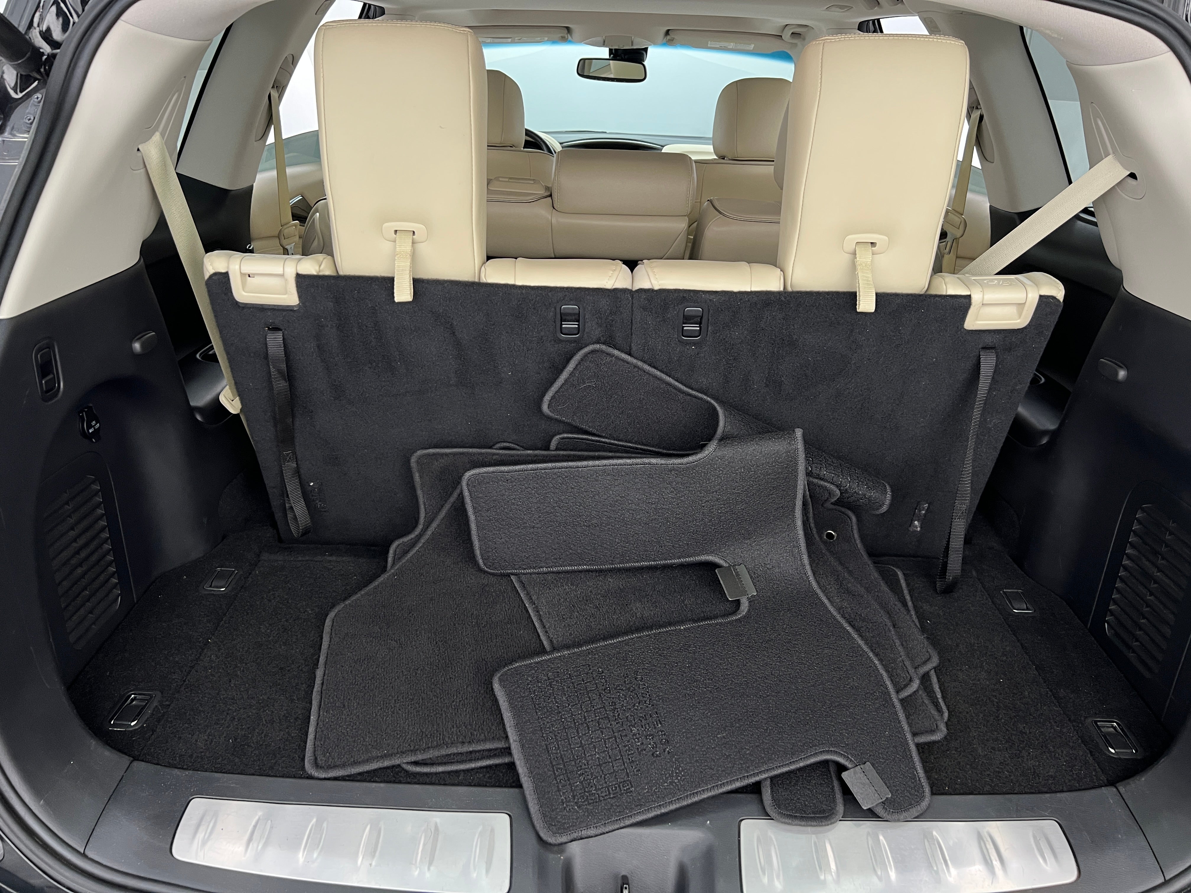 2016 INFINITI QX60  7