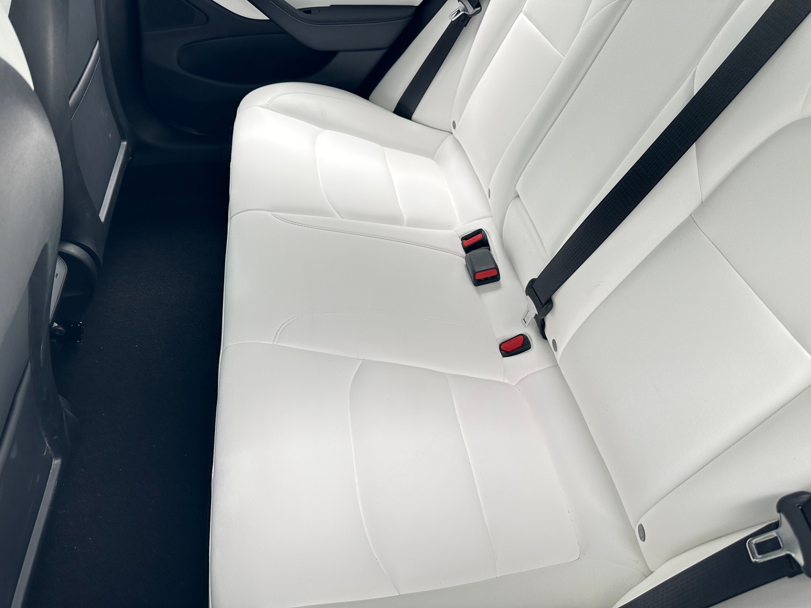 Thumbnail: 2021 Tesla Model 3 - 4